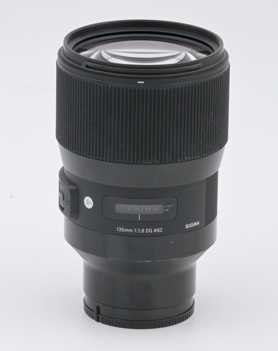 Used Sigma 135mm f/1.8 DG HSM ART Lens for Sony E Mount - Perfect for Portrait, Wedding & Low-Light Photography