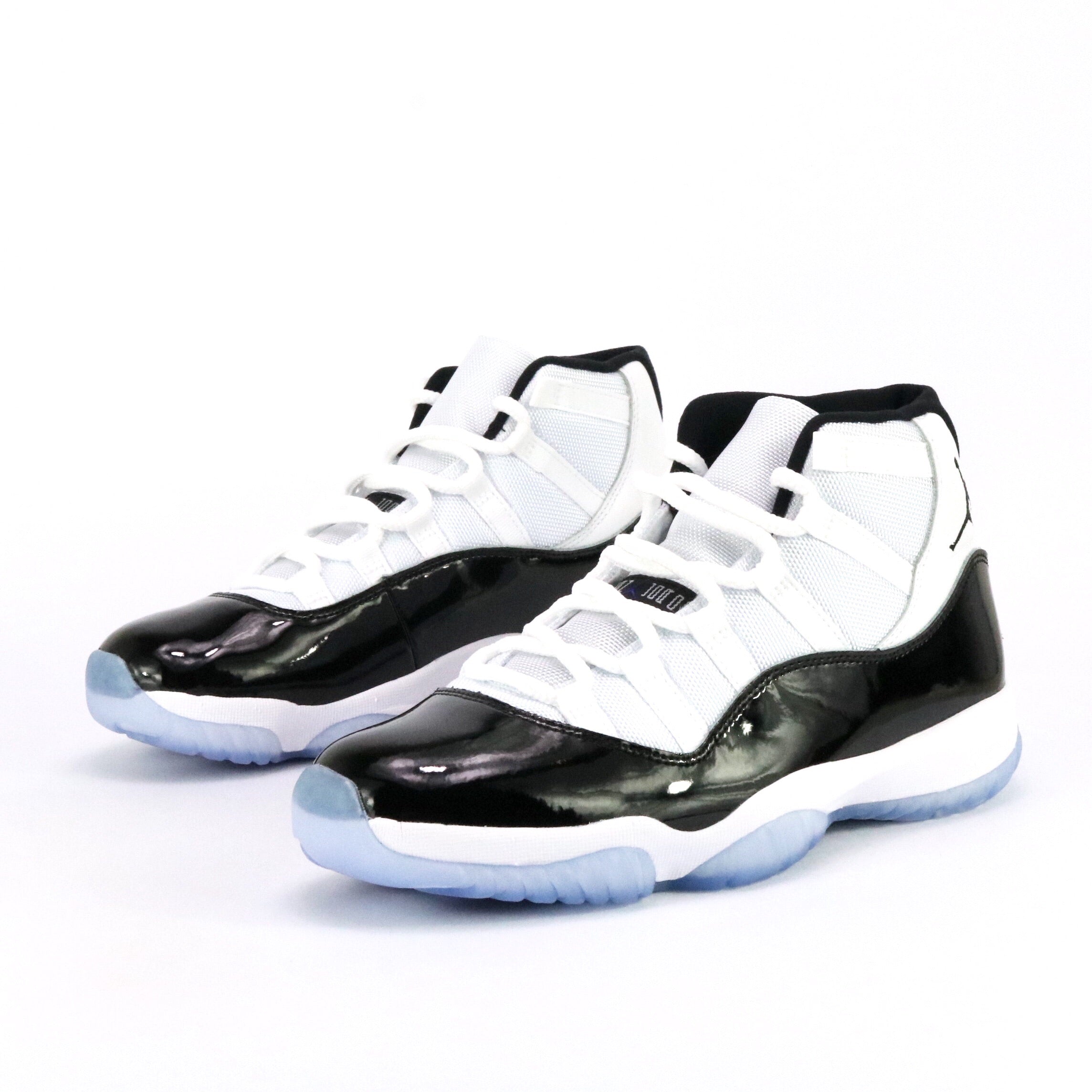 Air Jordan 11 Retro Concord 2018 - White Black Basketball Shoes for Men - Perfect for Court Performance and Streetwear Fashion