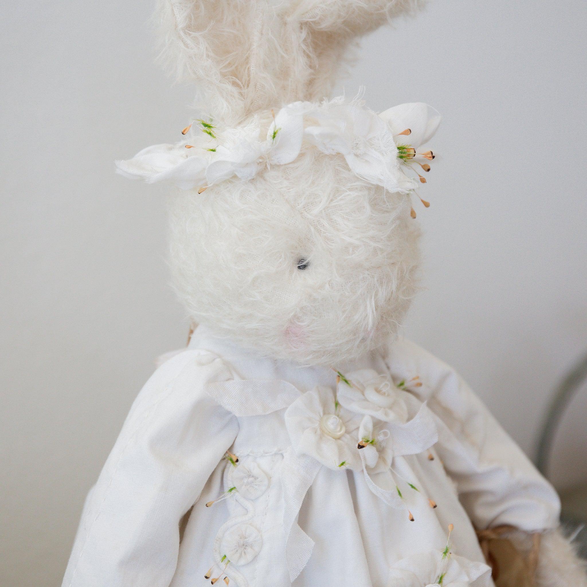 Hutch Studio Elegant Ellie Eyelet Bunny - Soft Mohair Plush Toy for Kids, Perfect for Nursery Decor, Baby Shower Gifts & Cuddly Companions