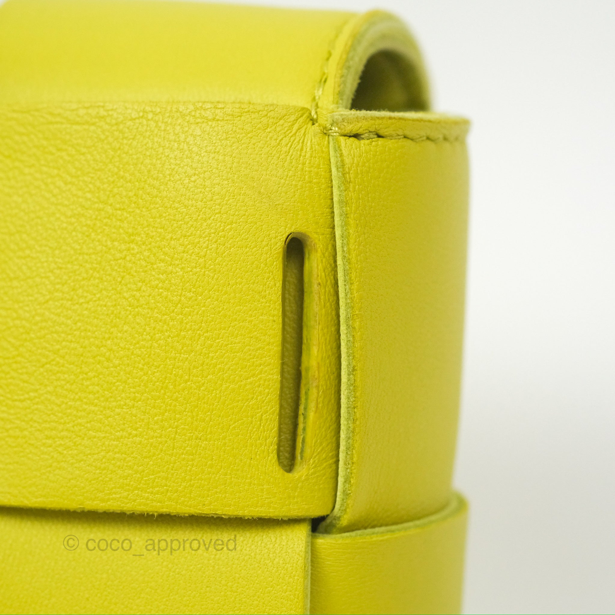 Bottega Veneta Mini Cassette Belt Bag - Intreccio Lambskin Leather Crossbody Bag in Kiwi Green | Perfect for Everyday Wear, Travel & Fashion Outfits