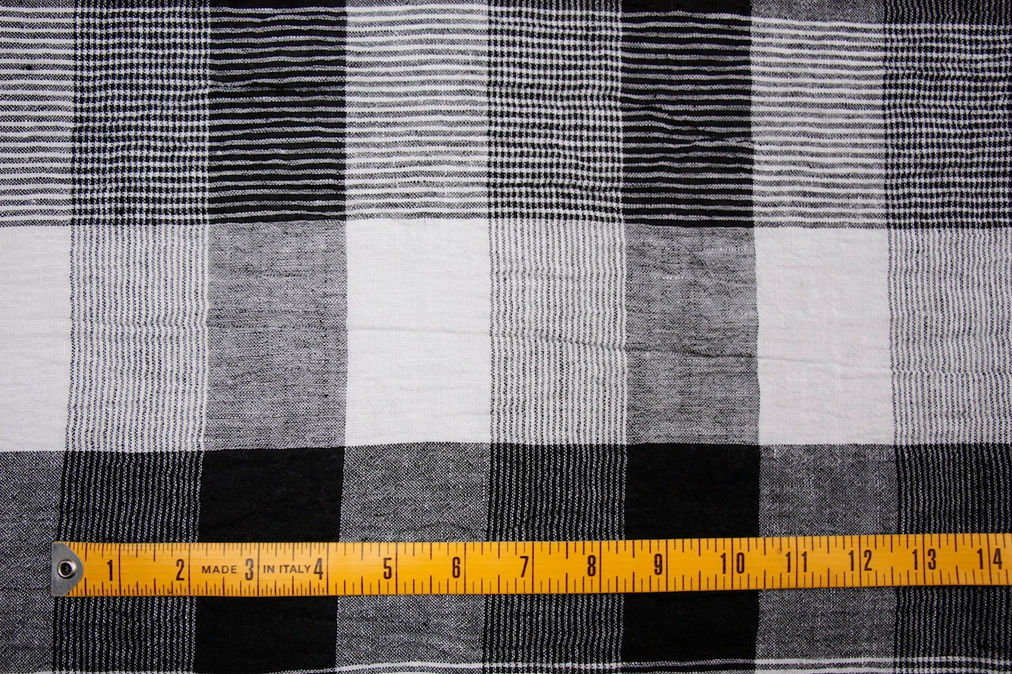 Black White & Grey Crinkle Linen Fabric - Premium Wrinkled Linen Material for Home Decor, DIY Crafts & Fashion Projects | Perfect for Curtains, Table Runners & Clothing