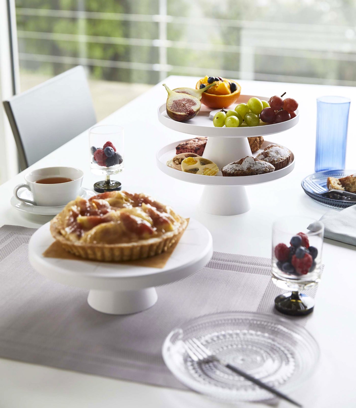 Stackable Cake Stand - 3 Tier Dessert Display for Parties, Weddings & Events | Elegant Serving Tray for Cakes, Cupcakes & Pastries