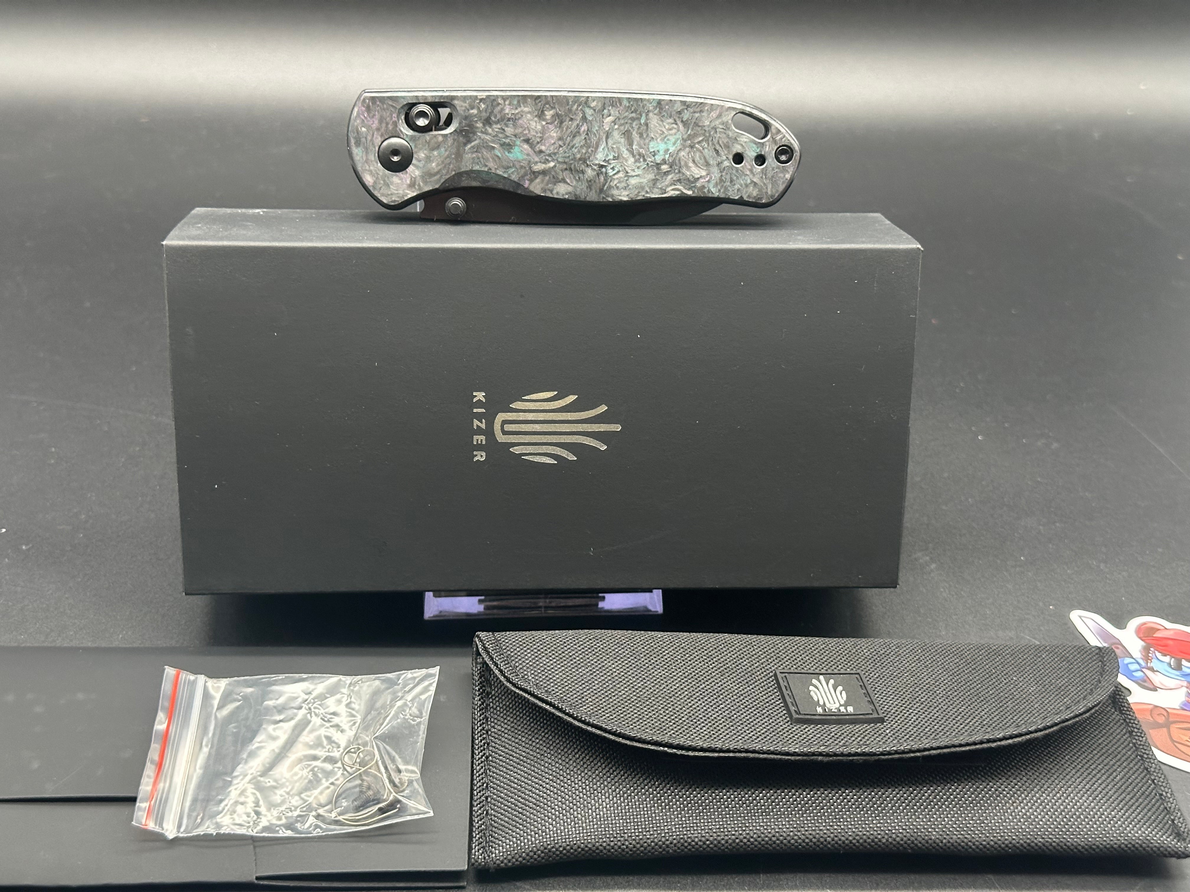 Kizer Drop Bear Folding Knife - S35VN Black Blade, Fatcarbon Handle, Clutch Lock - EDC, Outdoor, Camping & Survival Gear