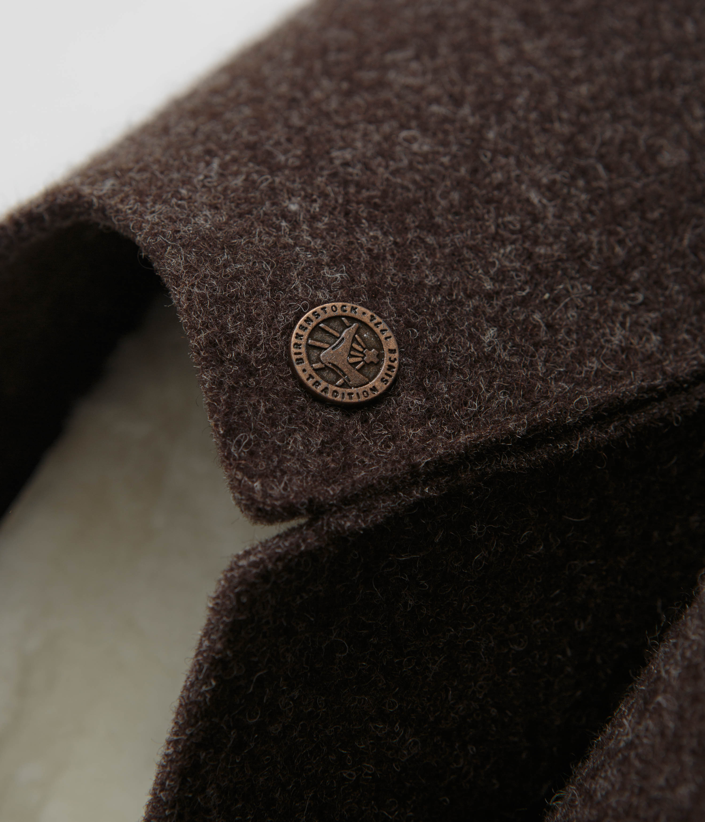 Birkenstock Zermatt Shearling Felt Slippers for Men & Women - Cozy Mocha Indoor/Outdoor House Shoes for Winter Comfort & Relaxation