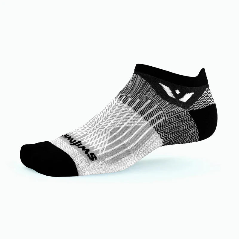 ASPIRE ZERO Running Socks for Men & Women - Breathable Cushioned Athletic Socks for Marathon, Jogging, Gym Workouts (Black/Pewter) - Perfect for High-Impact Sports & Everyday Comfort