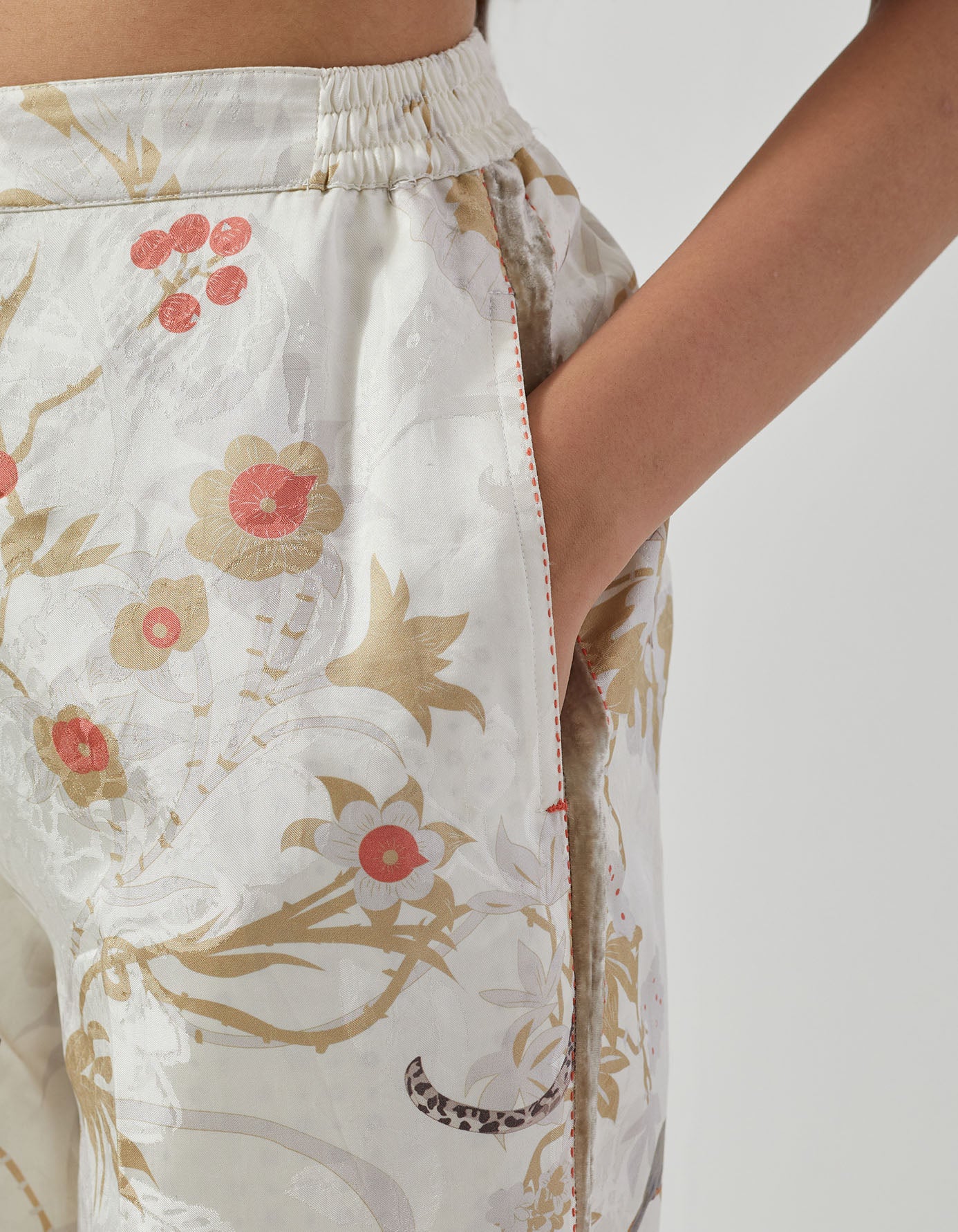 Luxury Silk Damask Pajama Set for Women - Ivory Sleepwear for Comfort & Elegance - Perfect for Lounging, Bridal Shower & Honeymoon Getaways
