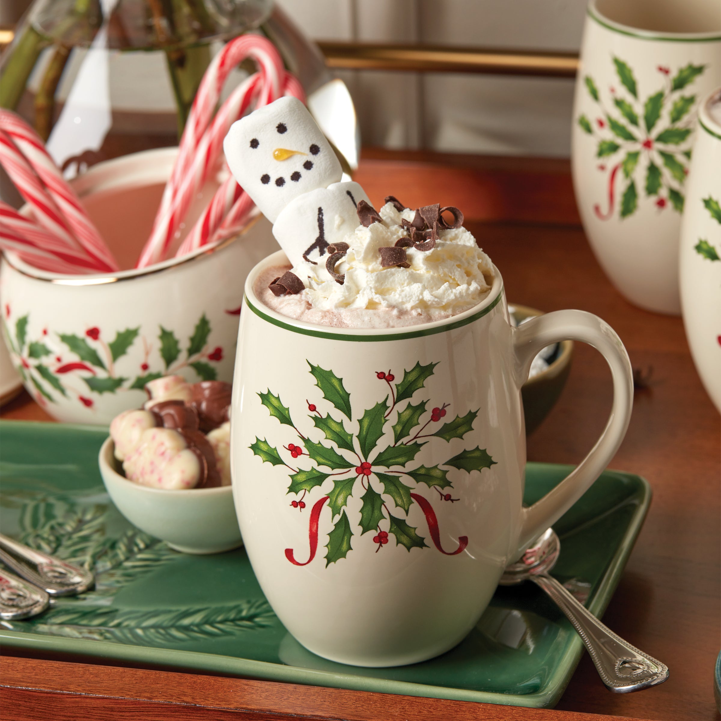Premium Holiday Cocoa Mug Set - Insulated Travel Coffee Cup with Lid - Perfect for Christmas Gifts, Hot Chocolate, Tea & Coffee - Great for Home, Office & Winter Camping