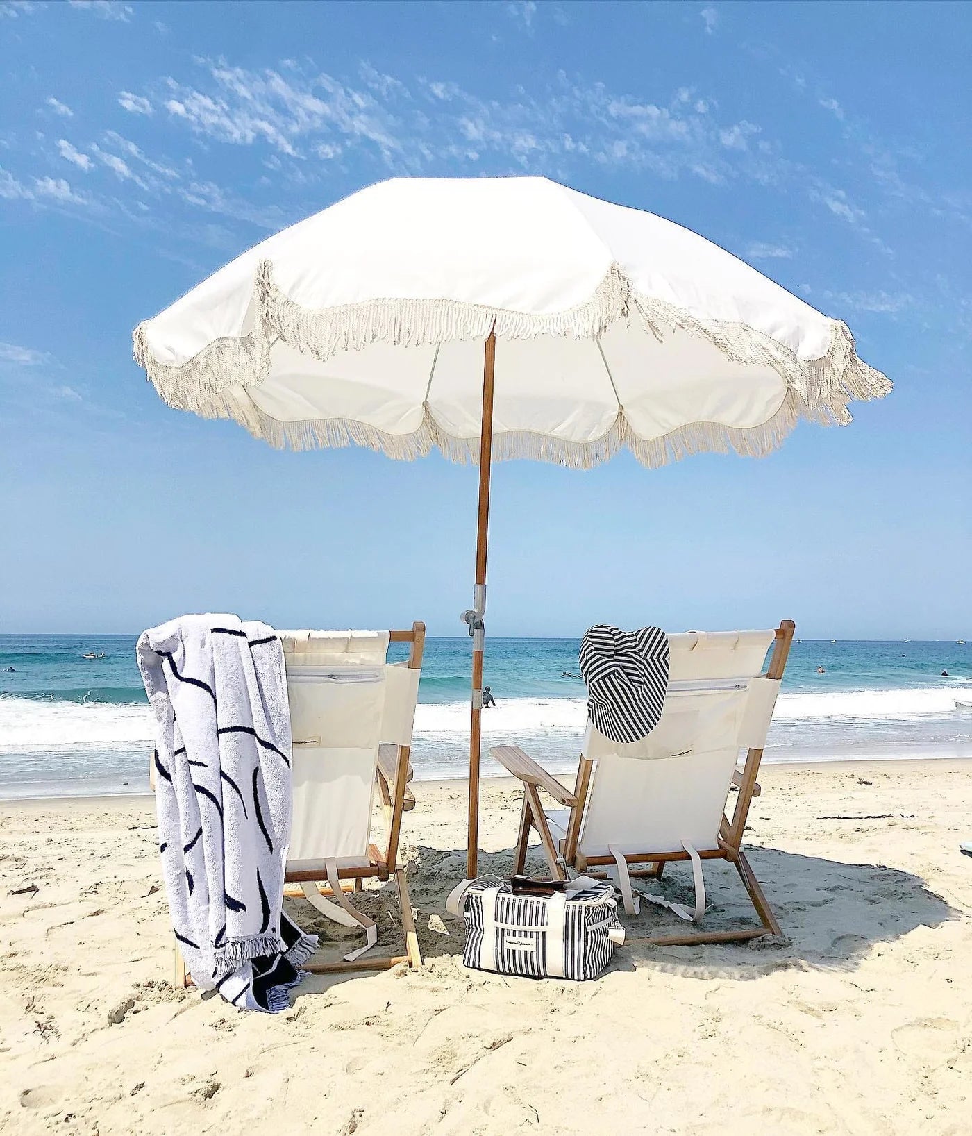 BUSINESS & PLEASURE Premium Insulated Cooler Bag - Lauren's Navy Stripe Design - Perfect for Office Lunches, Beach Picnics & Outdoor Adventures