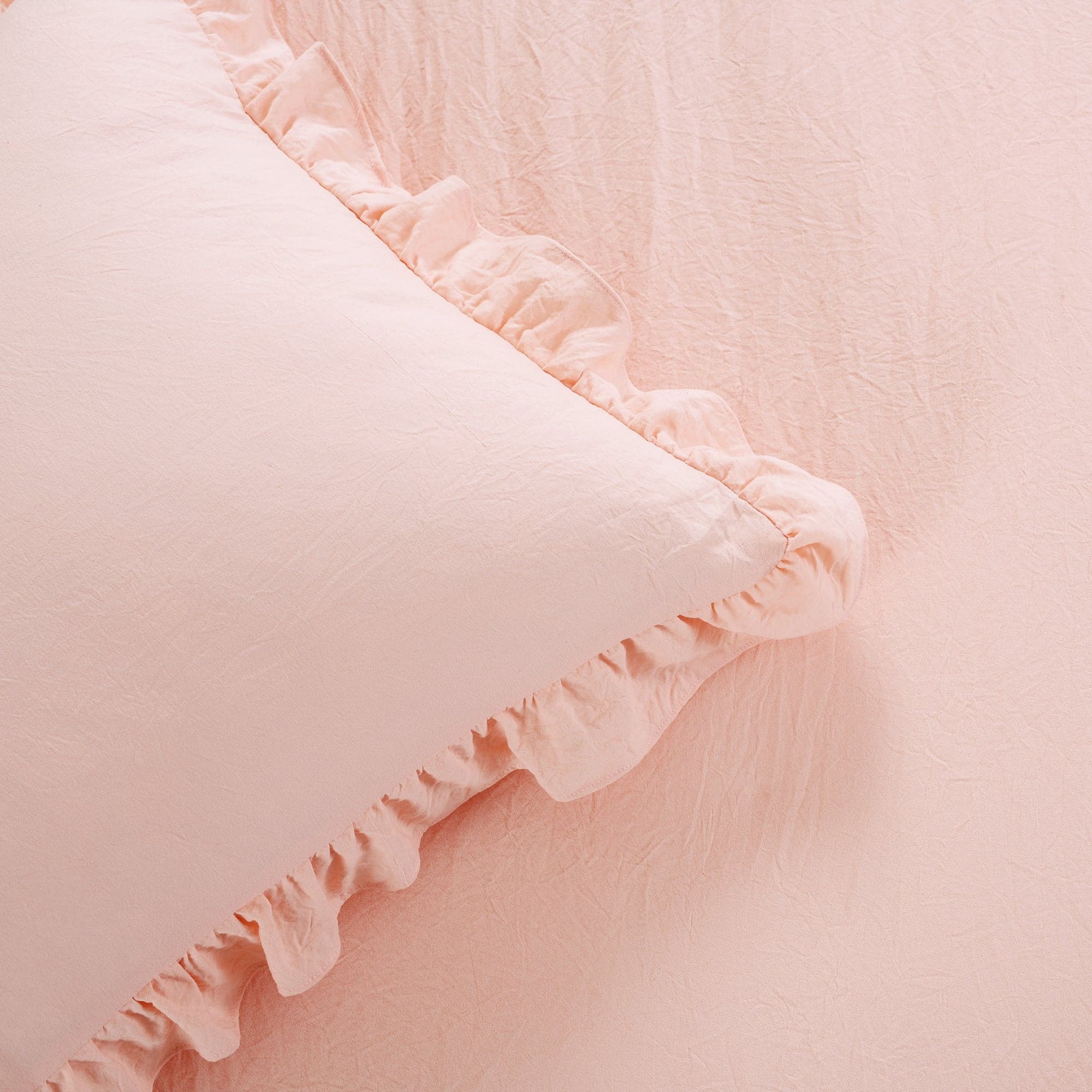Allison Ruffle Skirt Bedspread Set - Elegant Floral Printed Queen Size Bedding with Ruffled Skirt | Perfect for Master Bedroom, Guest Room & Vacation Home Decor