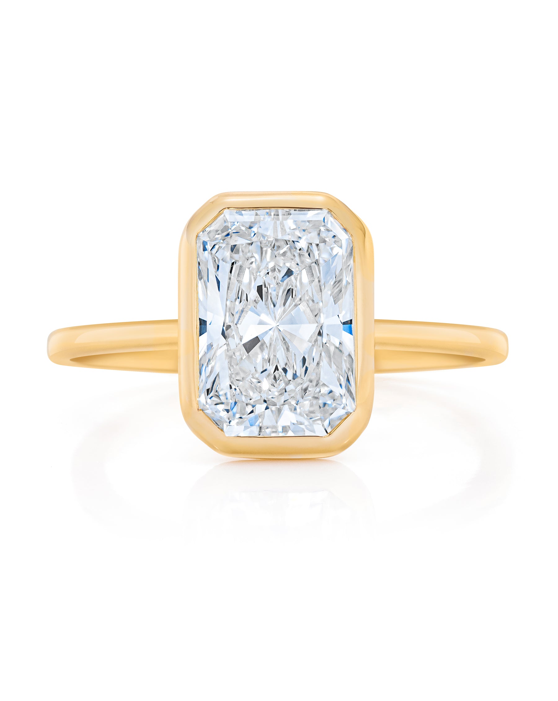 Exquisite Bezel Engagement Ring for Women - Elegant Solitaire Diamond Wedding Band - Perfect for Proposals, Anniversaries & Special Occasions