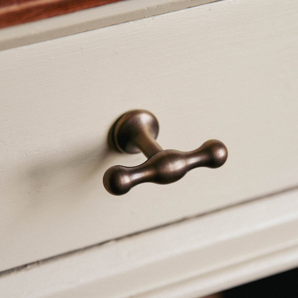 Vintage Distressed Antique Brass Anchor T-Bar Cabinet Knob - Rustic Nautical Drawer Pull for Kitchen, Bathroom & Furniture Hardware (Set of 2) - Perfect for Coastal Home Decor, Beach House Renovation and DIY Cabinet Makeover