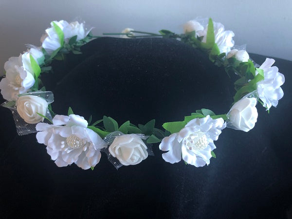 Beautiful White Flower Wreath with Green Leaves - Perfect for Home Decor, Weddings & Special Events