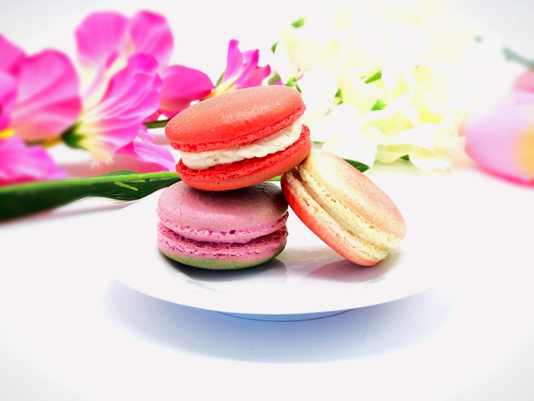 6 Pack Assorted Gluten Free Macarons - Apple Cinnamon, Guava 'n Cream, Lychee Buttercream | Perfect for Parties, Gifts & Dessert Lovers | French Bakery Style Treats