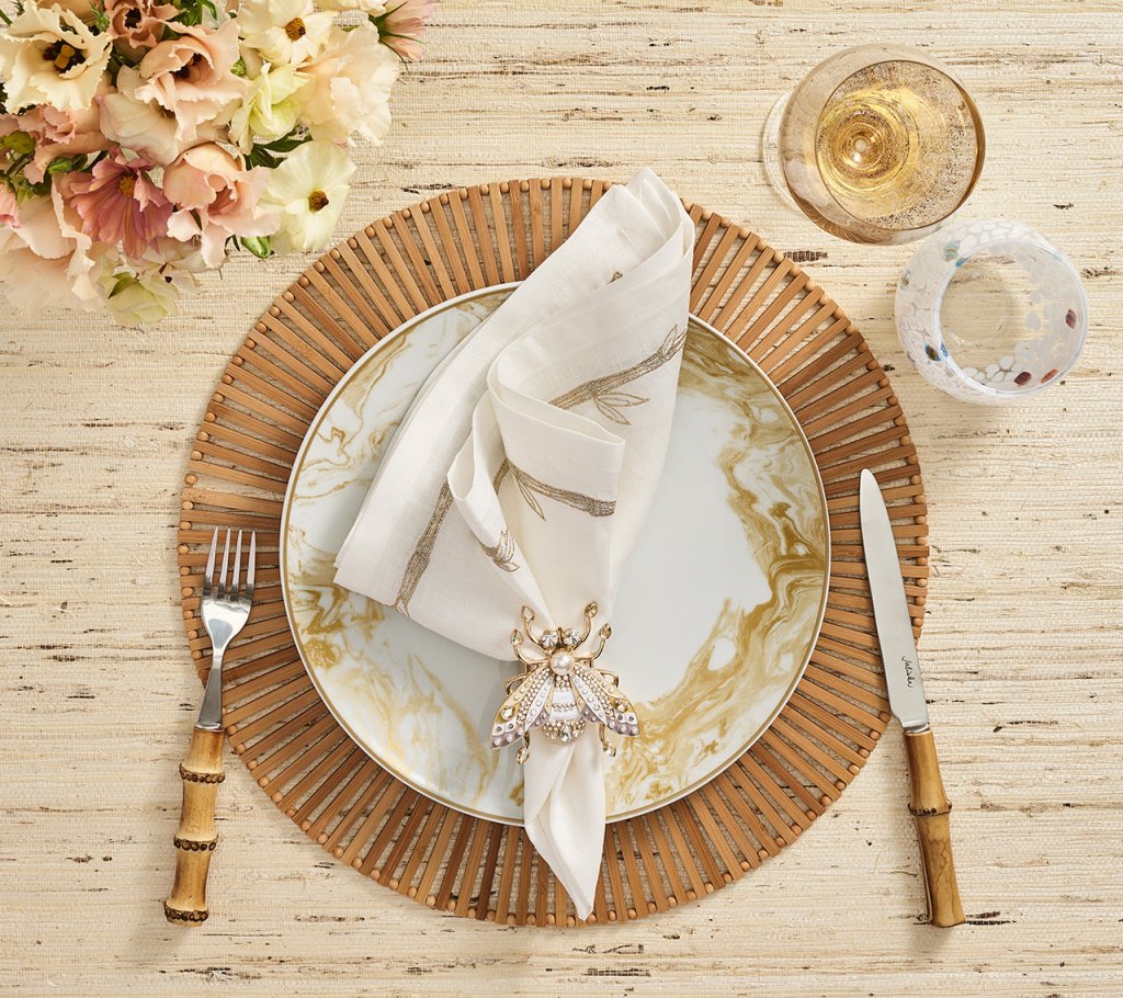 Elegant Glam Fly Napkin Rings Set of 4 - Premium Gift Box for Wedding, Party & Holiday Table Decor