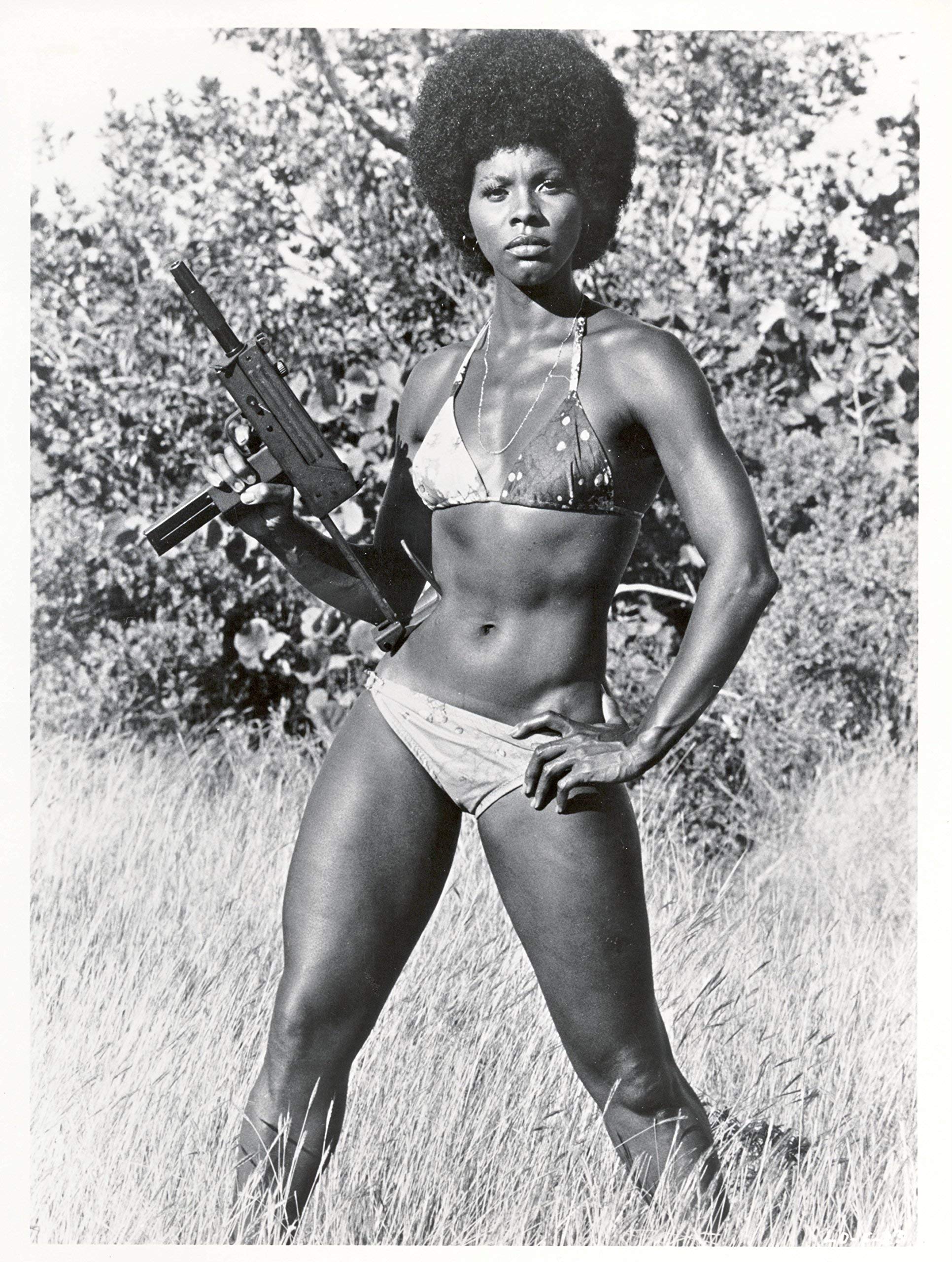 Gloria Hendry James Bond Girl Vintage Pinup Poster - 12x18 Inch Laminated Wall Art with Vibrant Colors, Perfect for Home Theater, Man Cave & Retro Decor