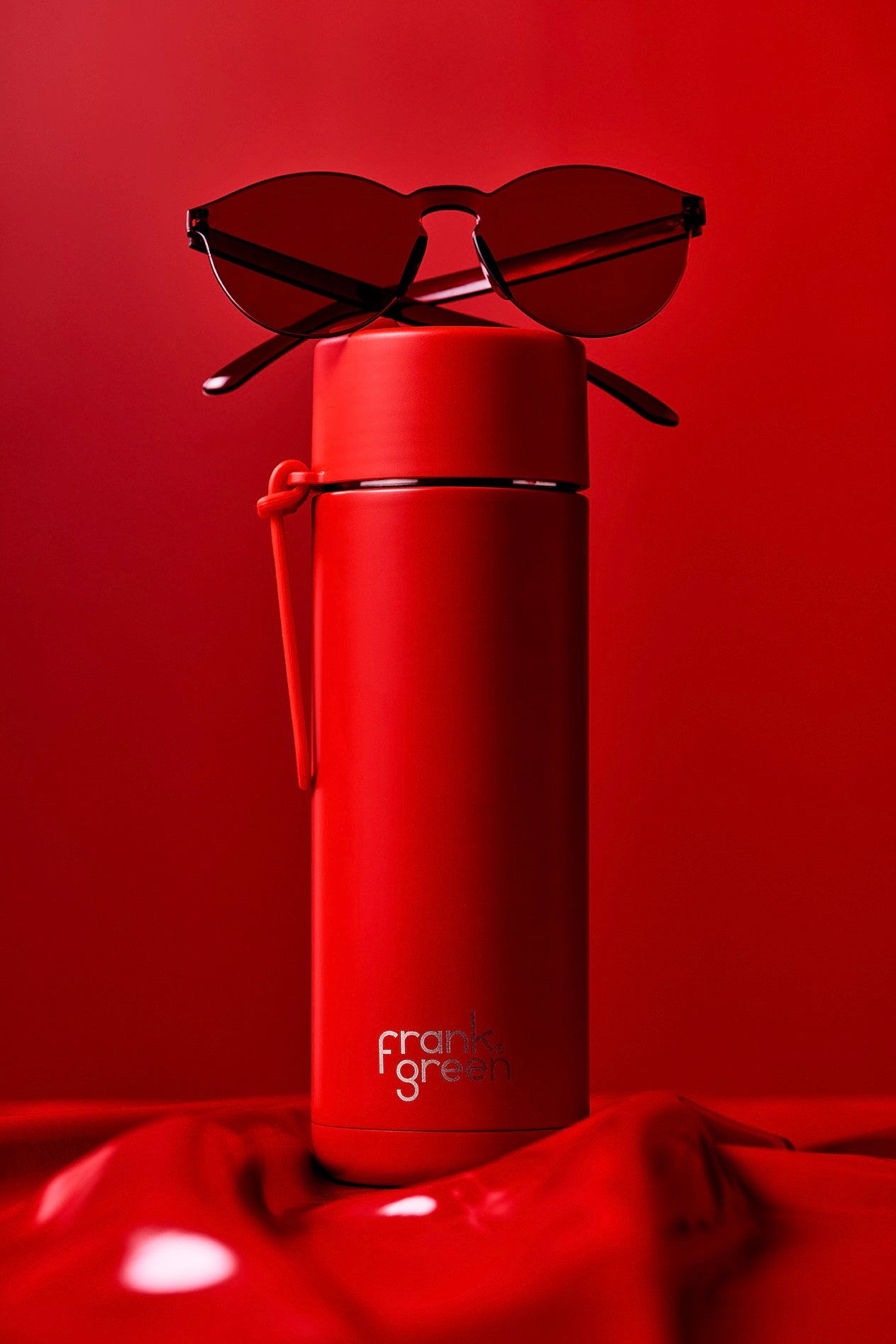 Eco-Friendly Ceramic Reusable Water Bottle - 20oz (595ml) Atomic Red - Perfect for Gym, Hiking & Office Hydration