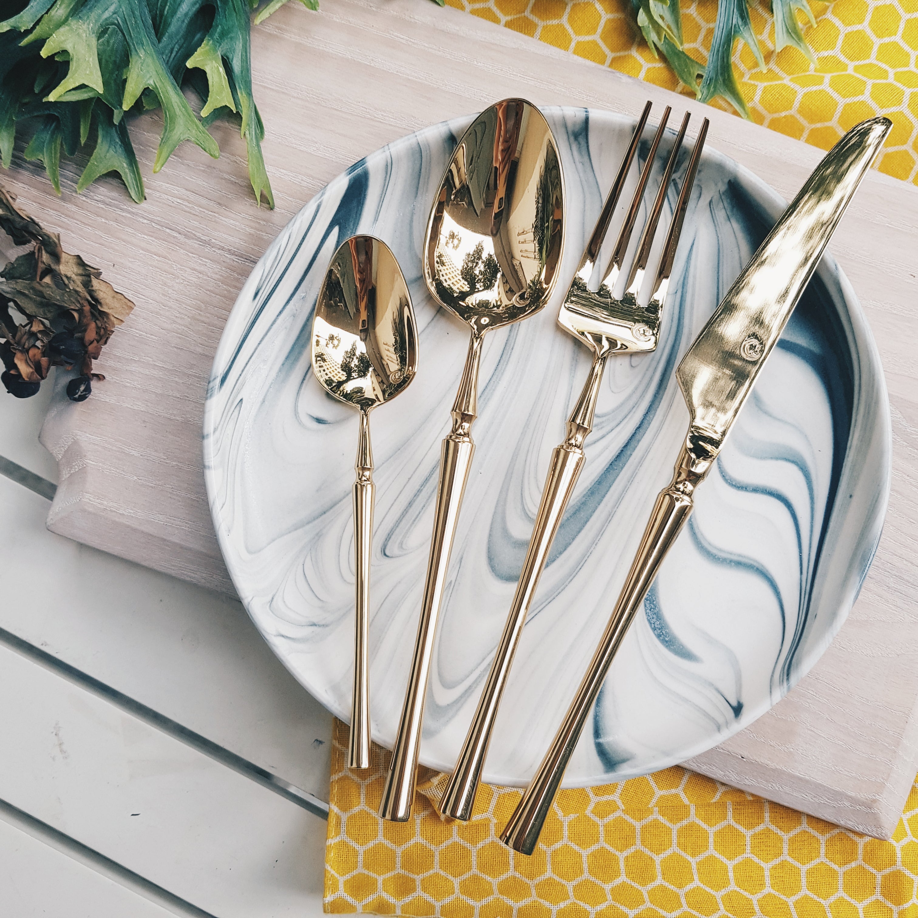 Parisienne Shiny Bronze Ion Plated Stainless Steel SS304 Chopsticks - Elegant Asian Dining Utensils for Sushi, Ramen & Home Kitchen Use