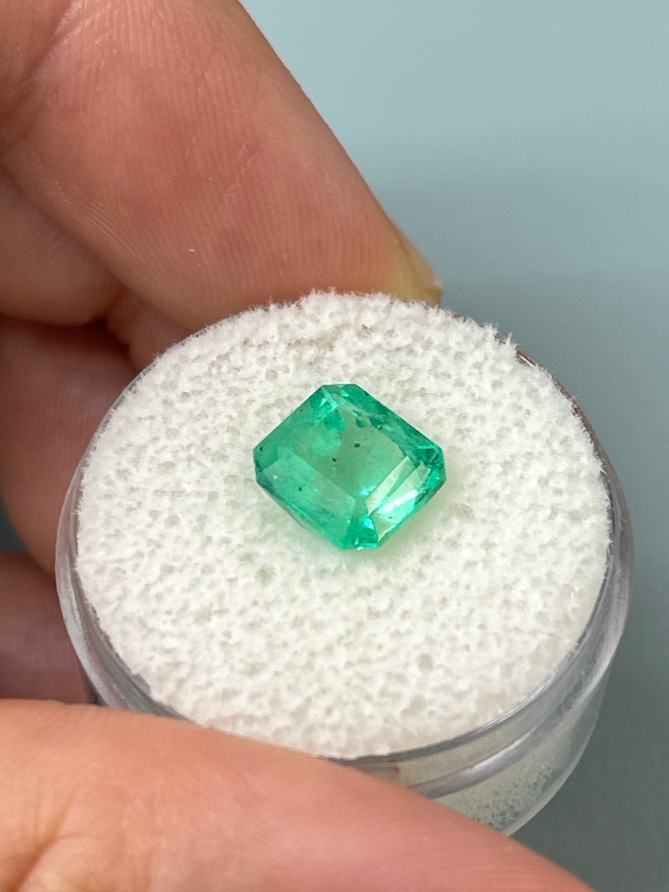2.76 Carat 9x8mm Natural Colombian Emerald - Yellowish Green Loose Gemstone, Asscher Cut for Jewelry Making, Engagement Rings & Luxury Gifts