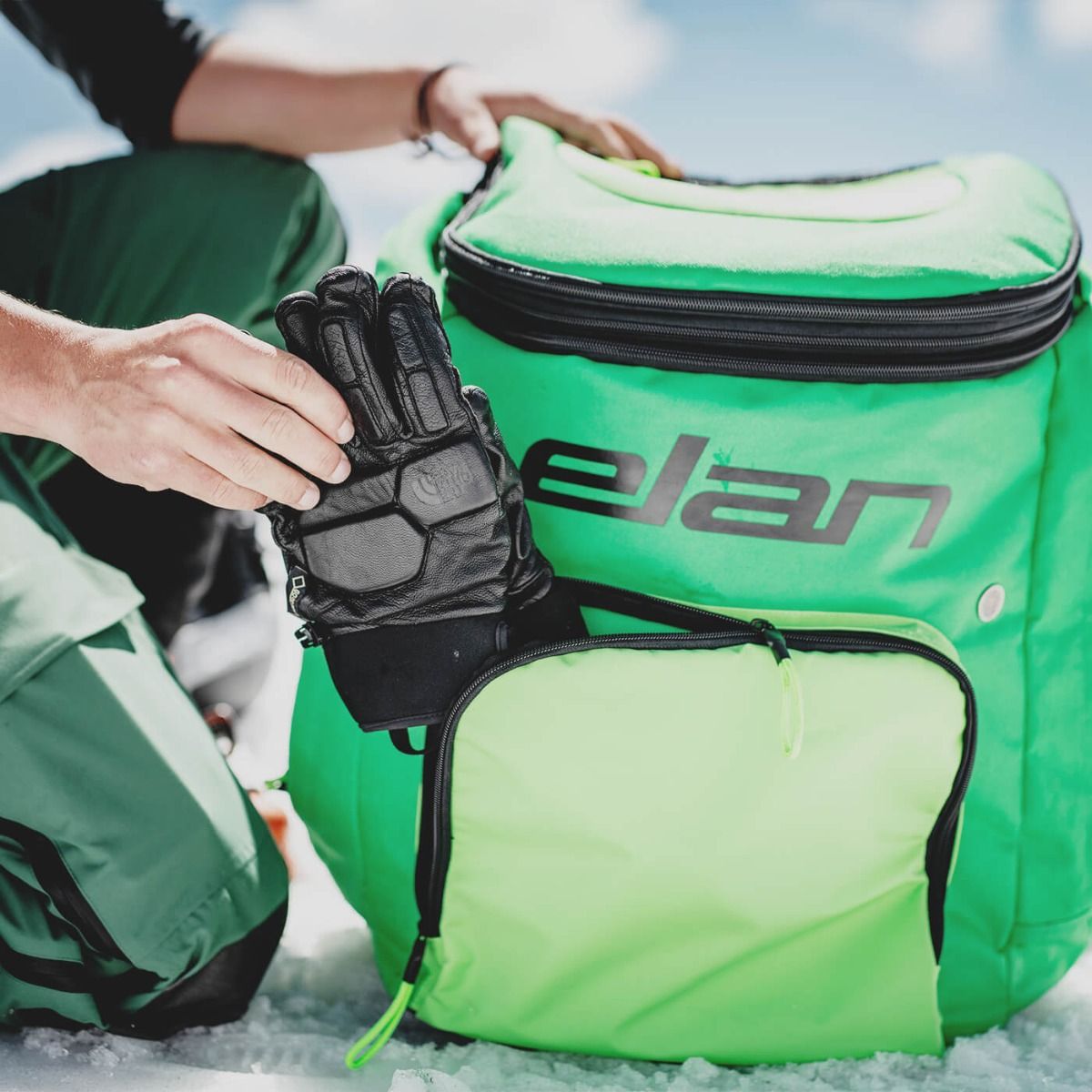 Elan Race Backpack 60L - Lightweight Hiking Backpack for Men & Women - Waterproof Travel Backpack with Multiple Pockets - Perfect for Camping, Trekking, and Outdoor Adventures