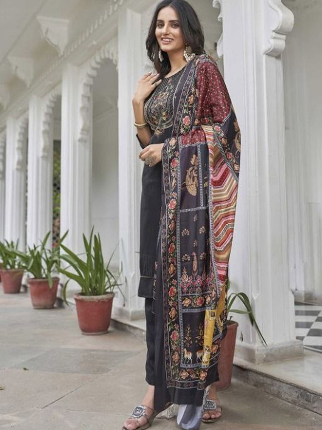 Trendy Black Embroidered Pant Suit for Women - Elegant Designer Outfit for Parties, Weddings & Formal Events
