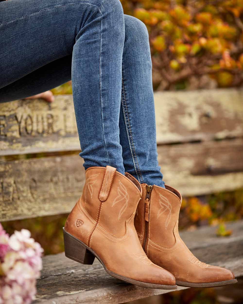 Ariat Women's Darlin Western Boots - Cowgirl Boots for Riding, Country Fashion & Everyday Comfort - Perfect for Rodeo, Line Dancing & Western Style