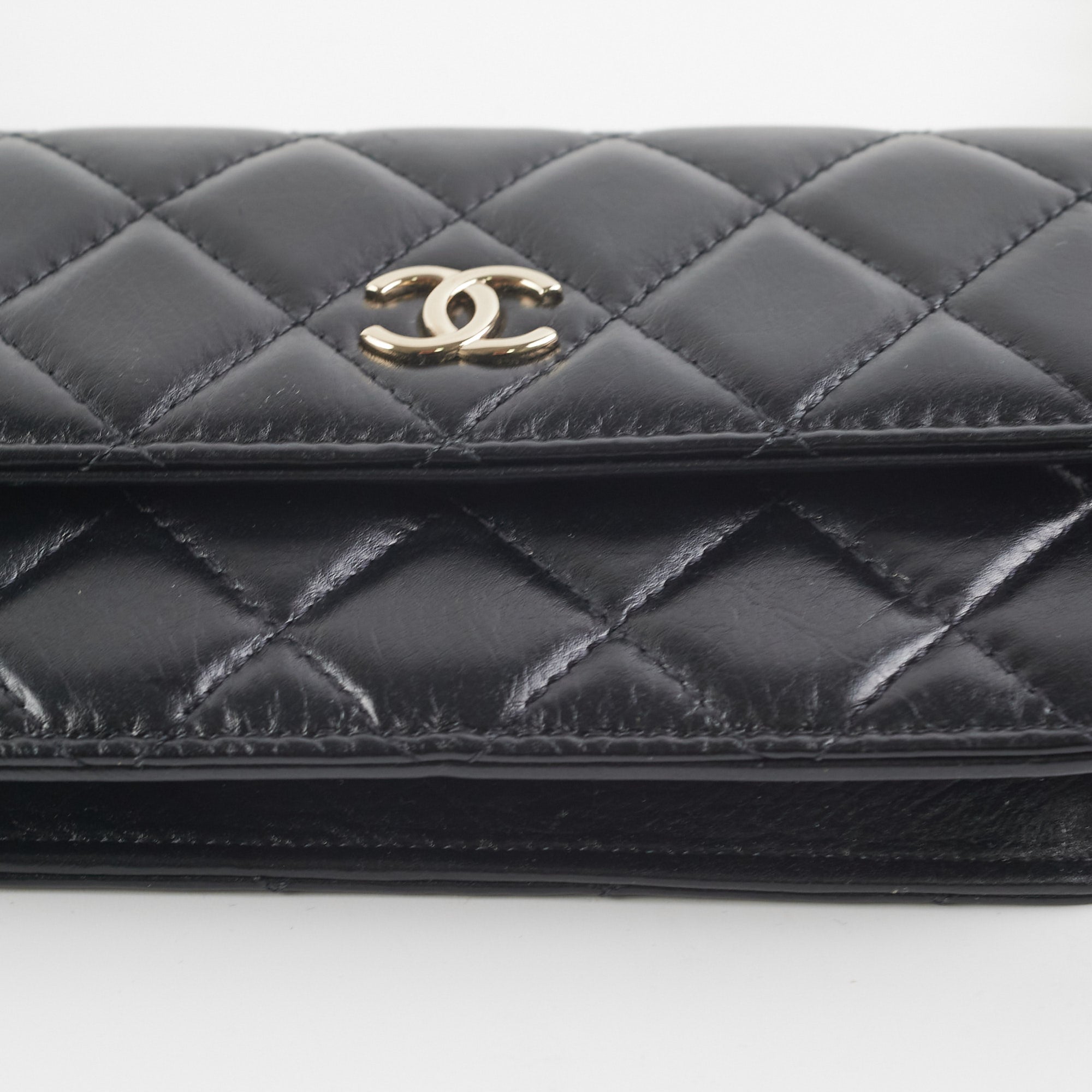 Chanel Black Pearl Card Holder & Shoulder Bag - Luxury Women's Wallet with Pearl Accents for Everyday Use & Special Occasions
