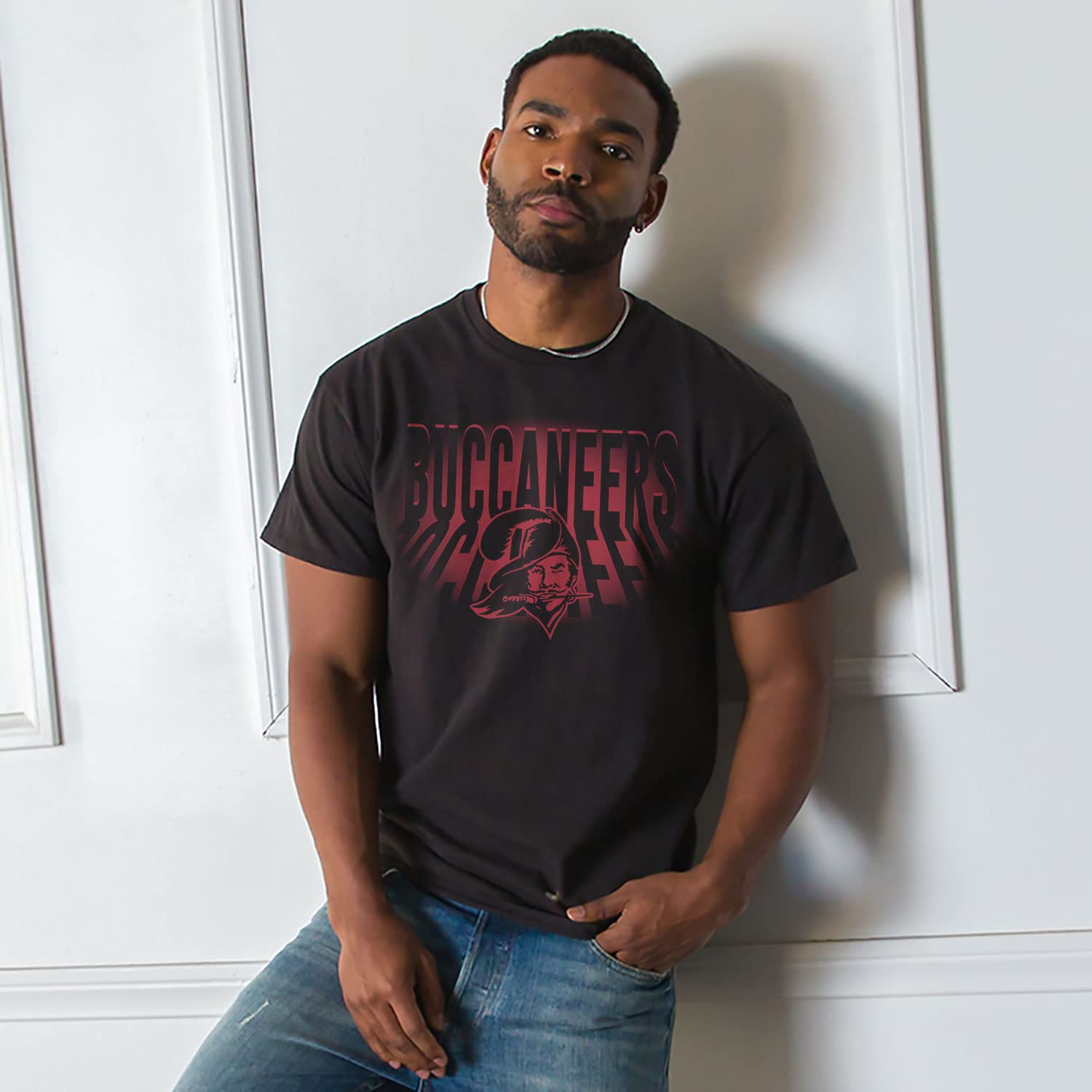 Officially Licensed NFL Junk Food Clothing Team Spotlight Short Sleeve T-Shirt for Men & Women - Football Fan Apparel for Game Day & Casual Wear