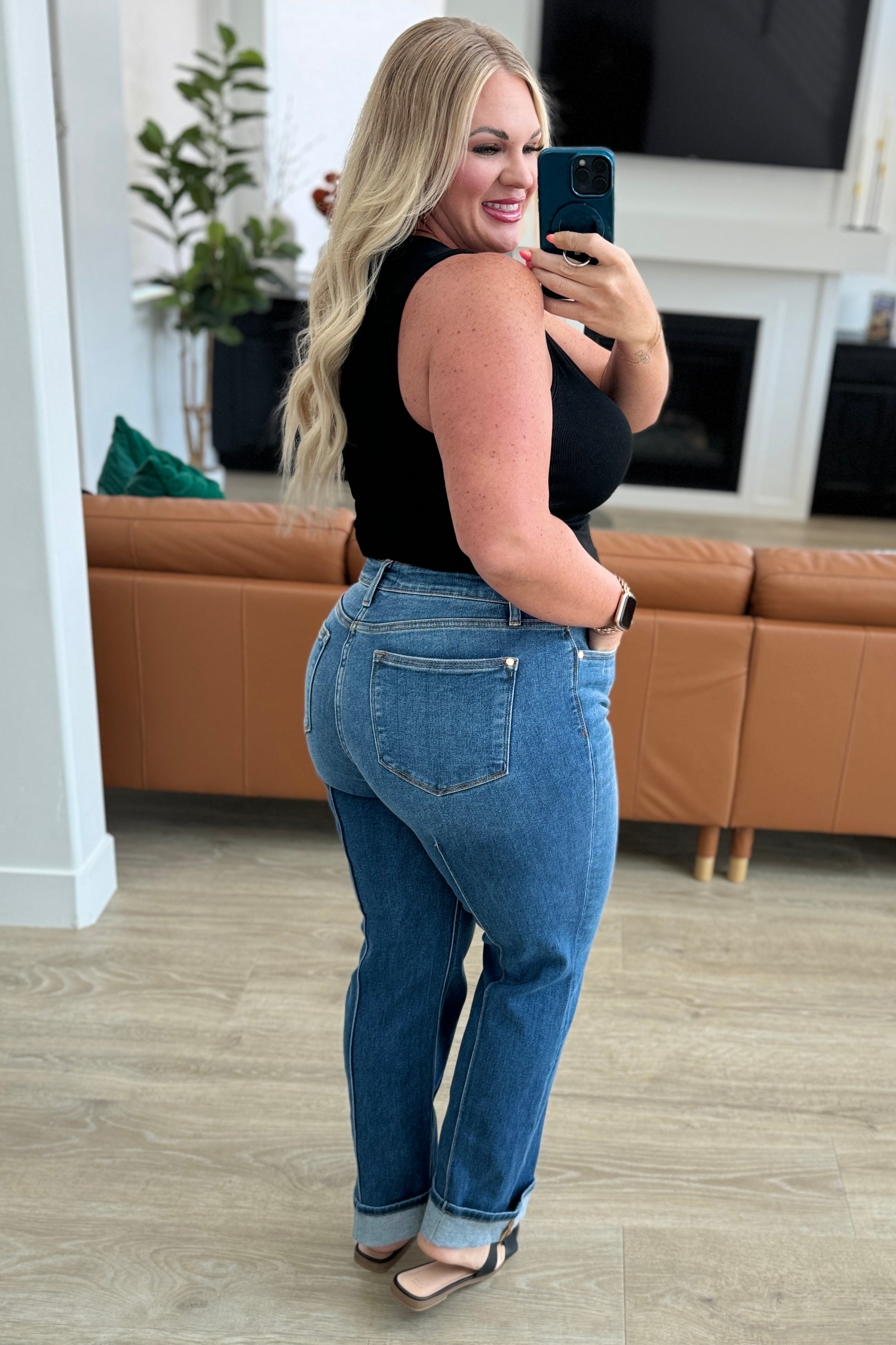 Campbell High Rise Straight Jeans with Center Seam Detail - Women's Slim Fit Denim Pants for Casual Wear & Everyday Outfits