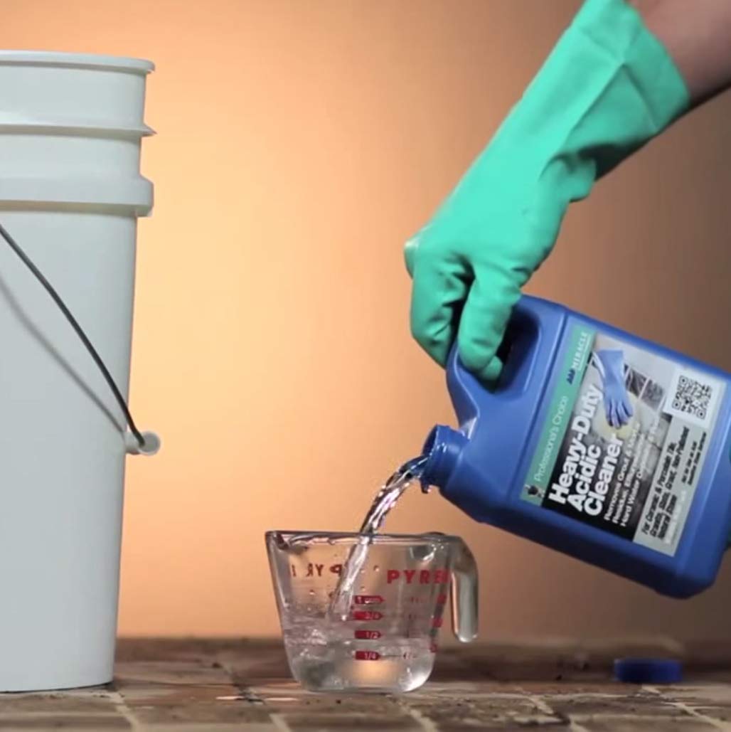 Industrial Strength Acidic Cleaner for Tough Stains - Heavy Duty Degreaser for Kitchen, Bathroom & Garage - Safe on Metal, Tile & Grout