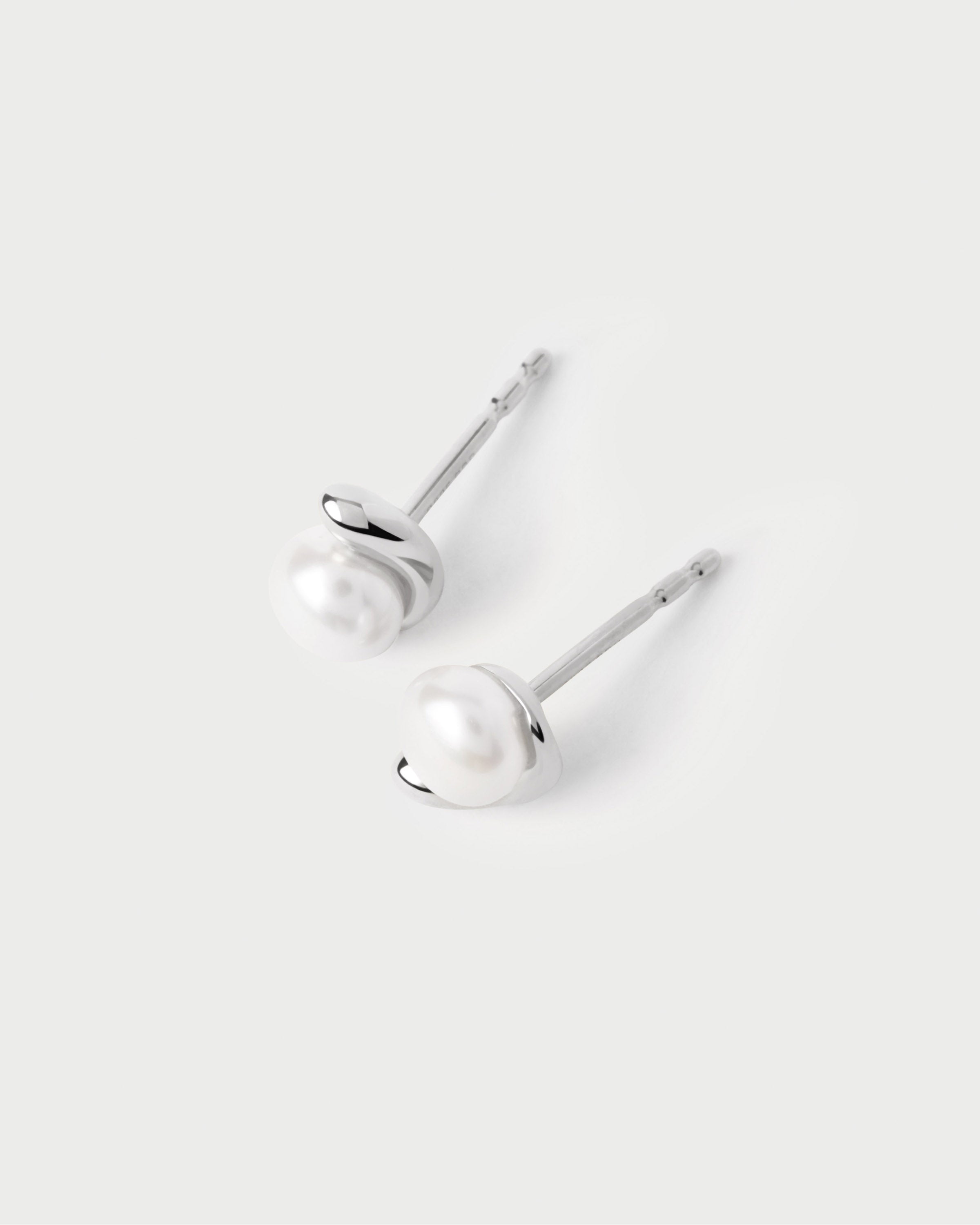La Perla Mini Stud Silver Earrings for Women - Elegant 925 Sterling Silver Small Hoop Earrings for Everyday Wear, Gift for Her, Wedding, Party, Date Night