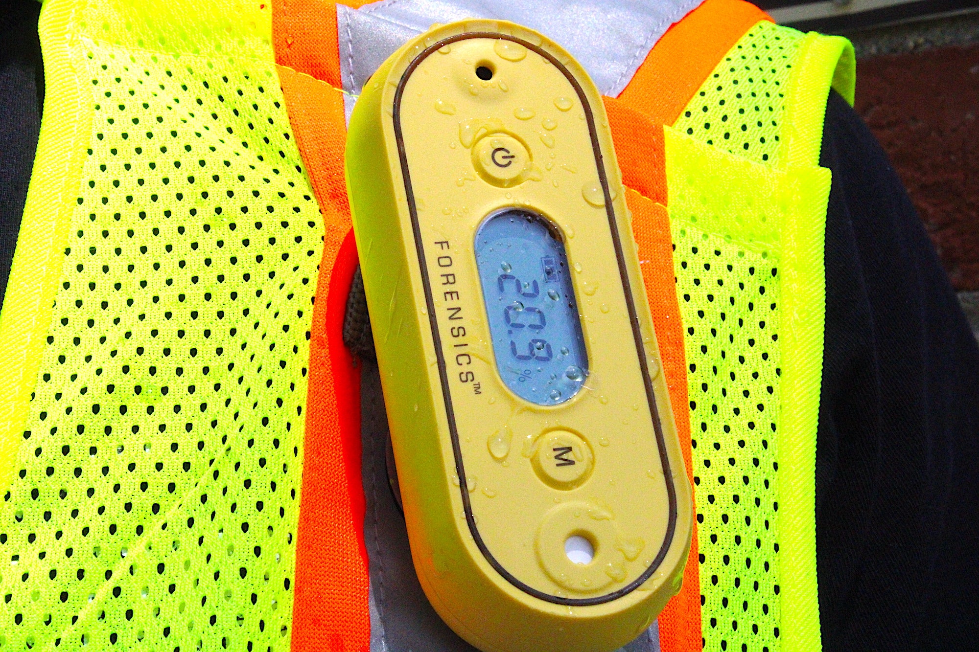 Portable Oxygen Detector - Waterproof & Accurate Air Quality Monitor for Home, Travel & Outdoor Activities