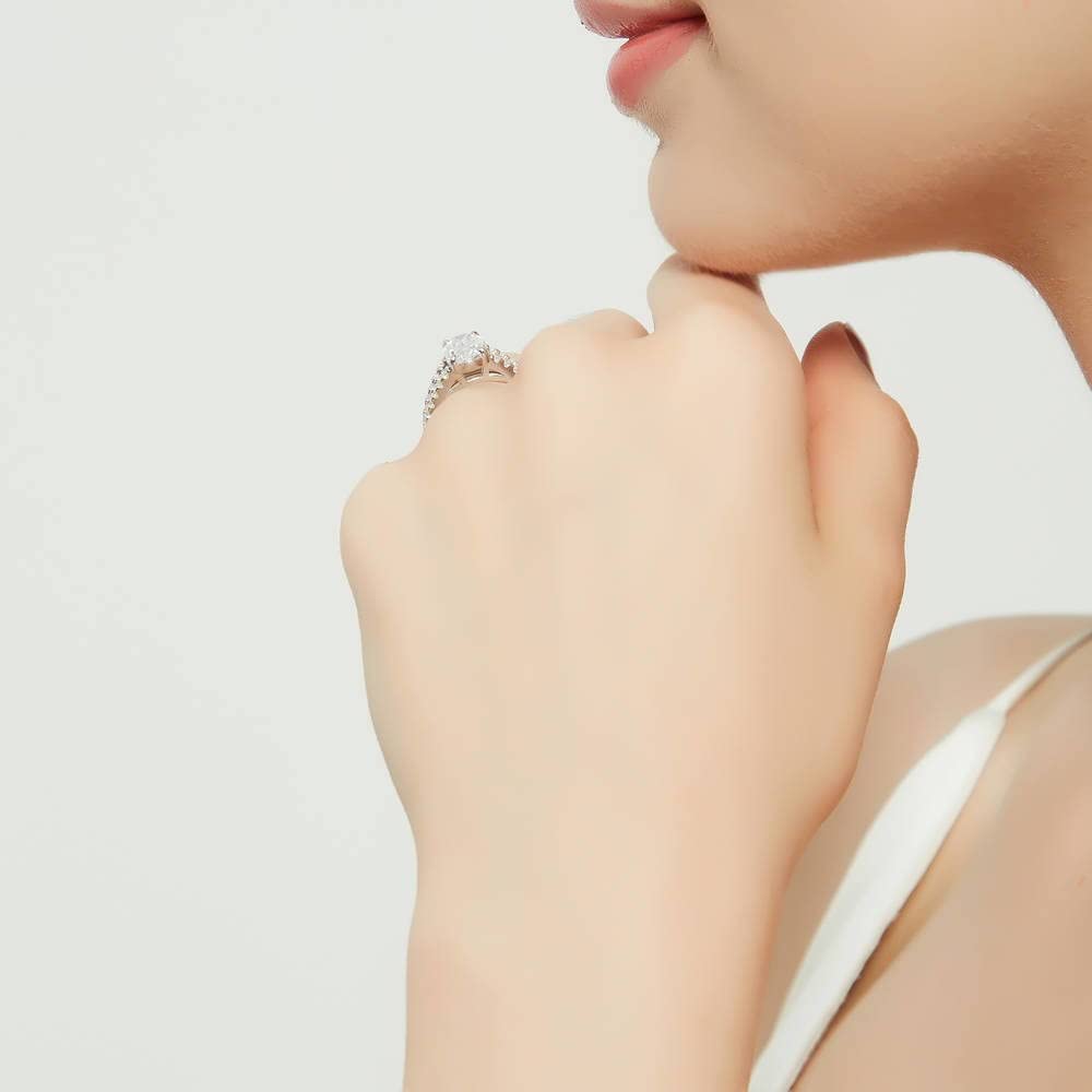 BERRICLE 2.7 Carat Oval Cut Cubic Zirconia Sterling Silver Solitaire Engagement Ring for Women, Rhodium Plated Wedding Promise Ring, Size 4-10 - Perfect for Proposals, Anniversaries & Special Occasions