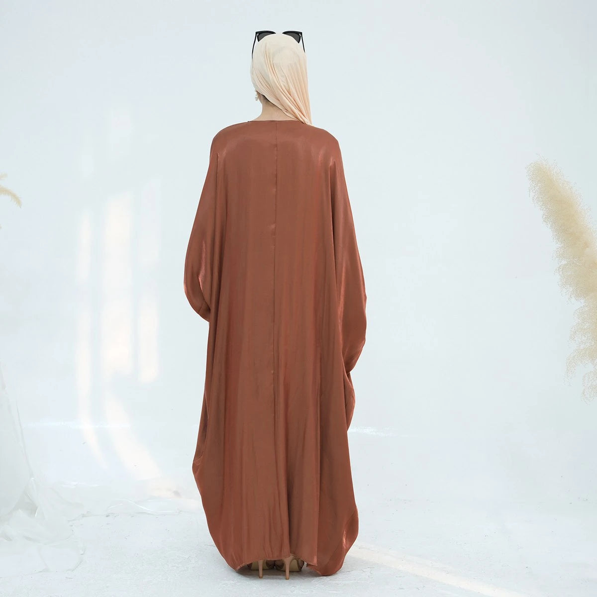 Gleam Cardigan Open Abaya Dress #25848 - Elegant Muslim Women's Long Kimono Cover-Up for Prayer, Home & Special Occasions