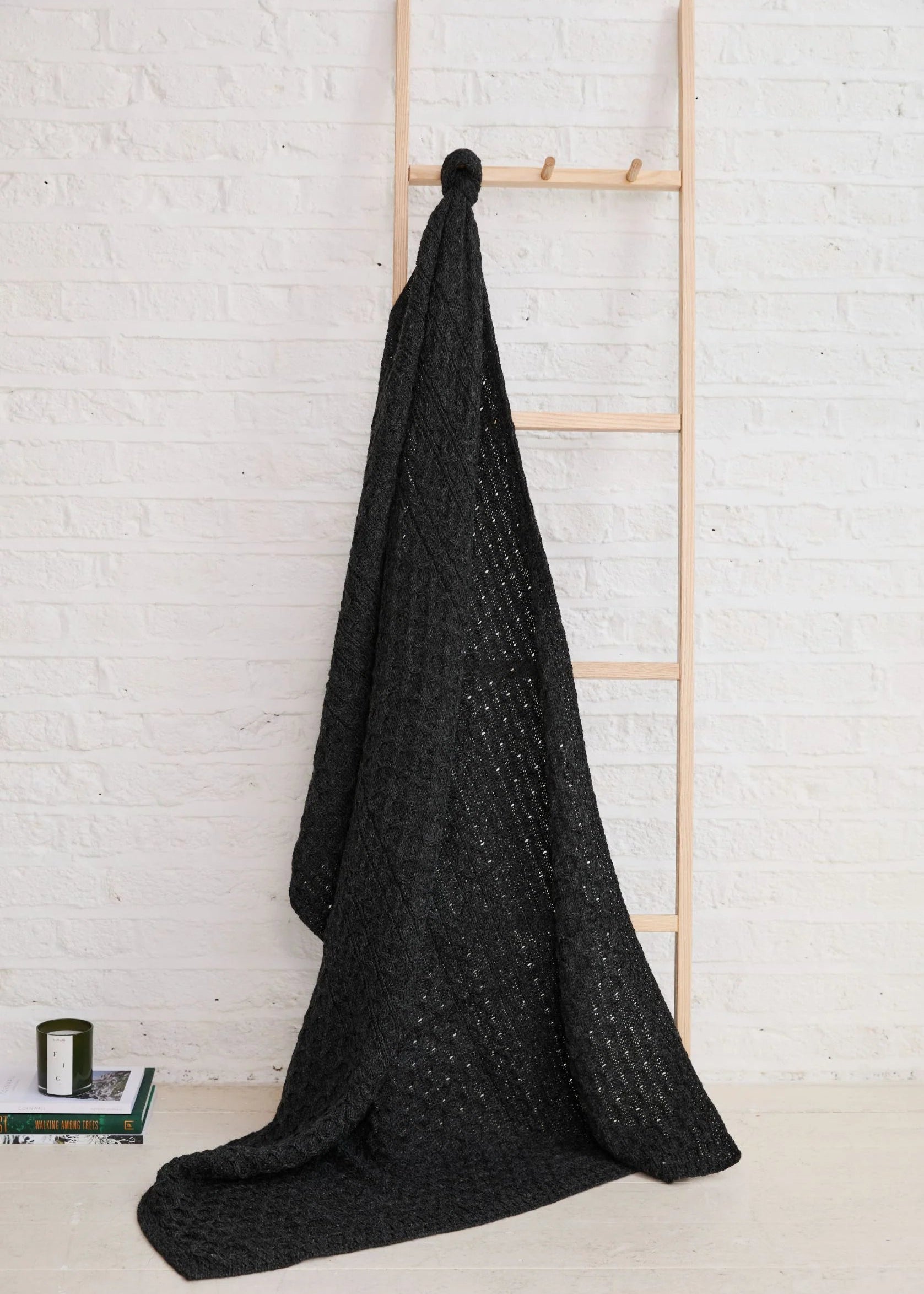 Premium Aran Honeycomb Blanket - Soft & Warm Charcoal Gray Knit Throw for Cozy Home Decor, Perfect for Sofa, Bed, and Winter Nights