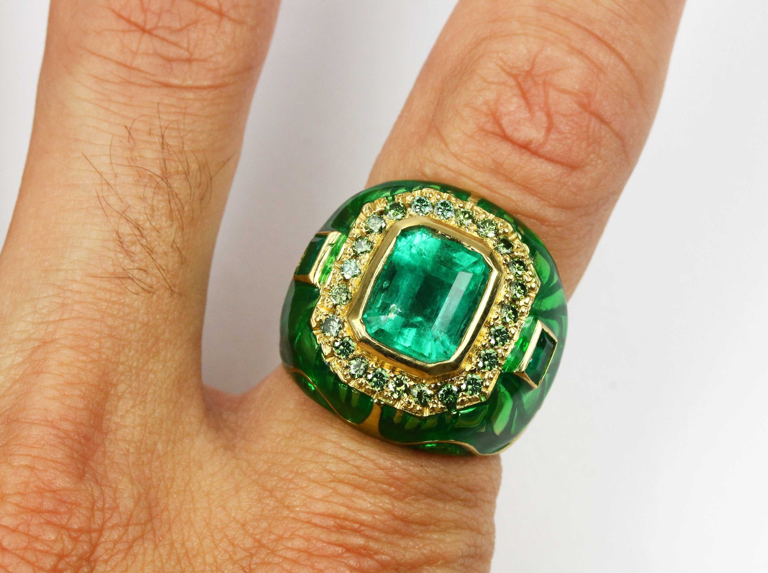 4.45 TCW Men's Colombian Emerald Diamond Enamel Ring in 18K Gold - Elegant Jewelry for Weddings, Anniversaries & Special Occasions