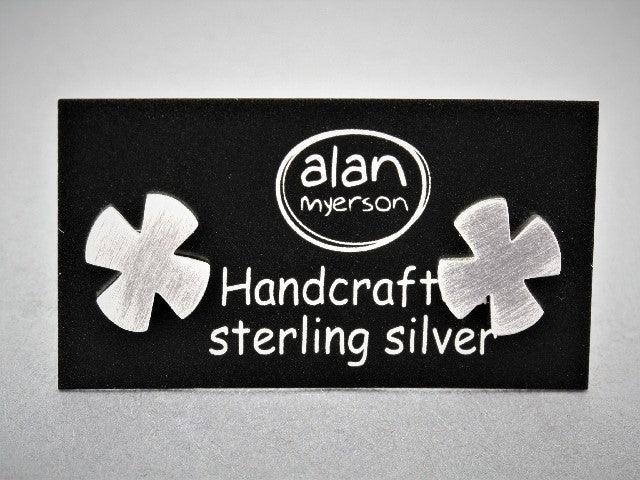 Sterling Silver Maltese Cross Stud Earrings for Men & Women - Perfect for Gifts, Everyday Wear & Special Occasions