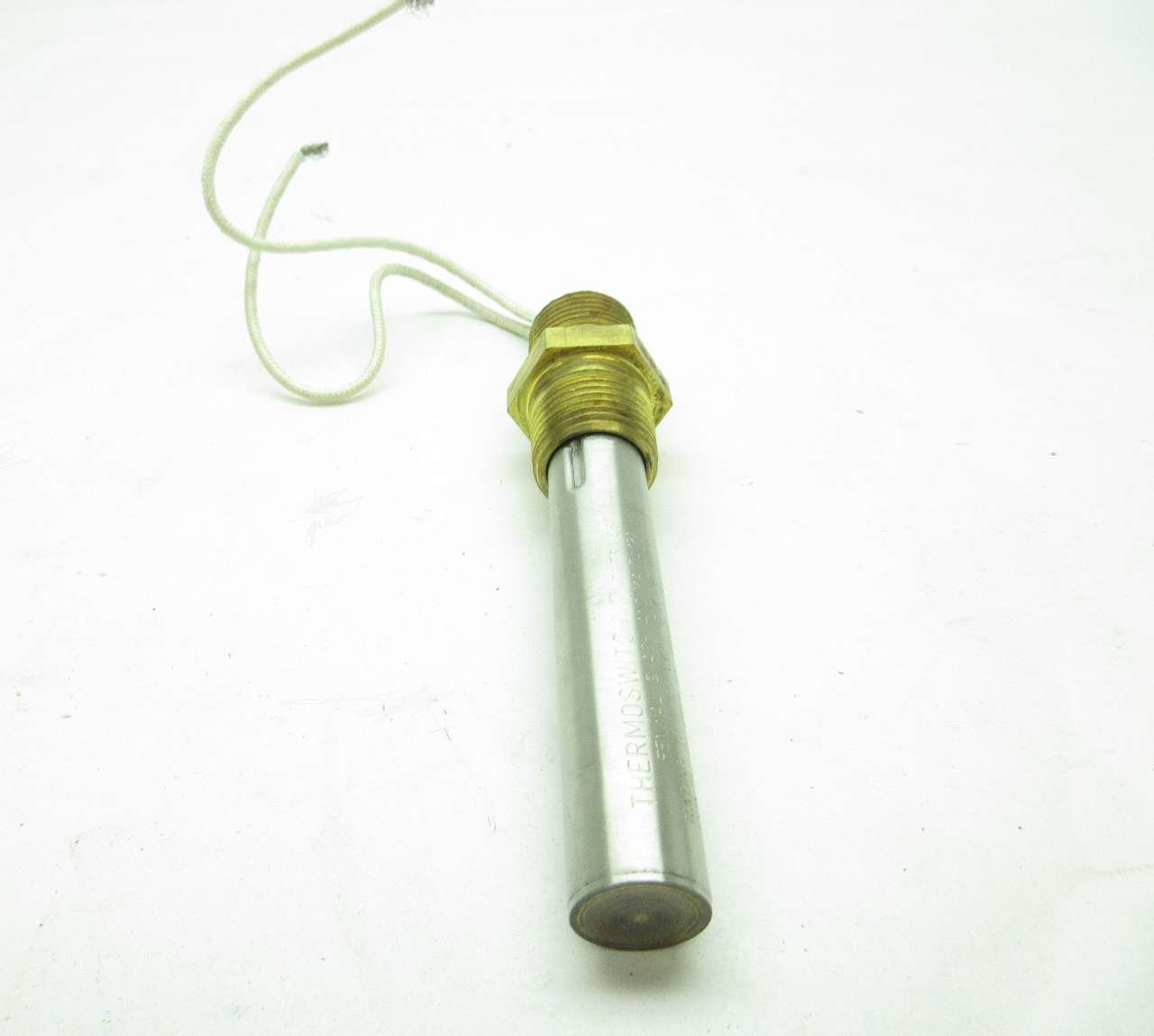 FENWAL 01-018002-000 Thermoswitch Control Switch 120/240V AC 10A AMP D512723 - HVAC System, Industrial Equipment & Appliance Temperature Control
