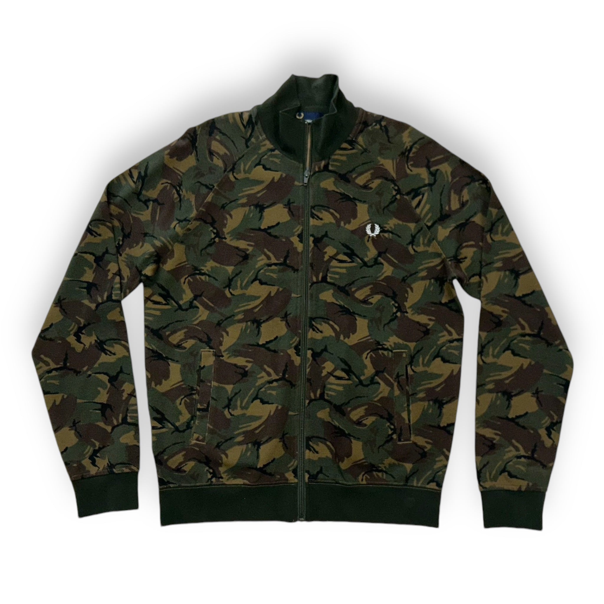 Fred Perry Zip Camo Jacket - Men's Lightweight Waterproof Windbreaker for Outdoor & Casual Wear | Perfect for Hiking, Travel & Street Style