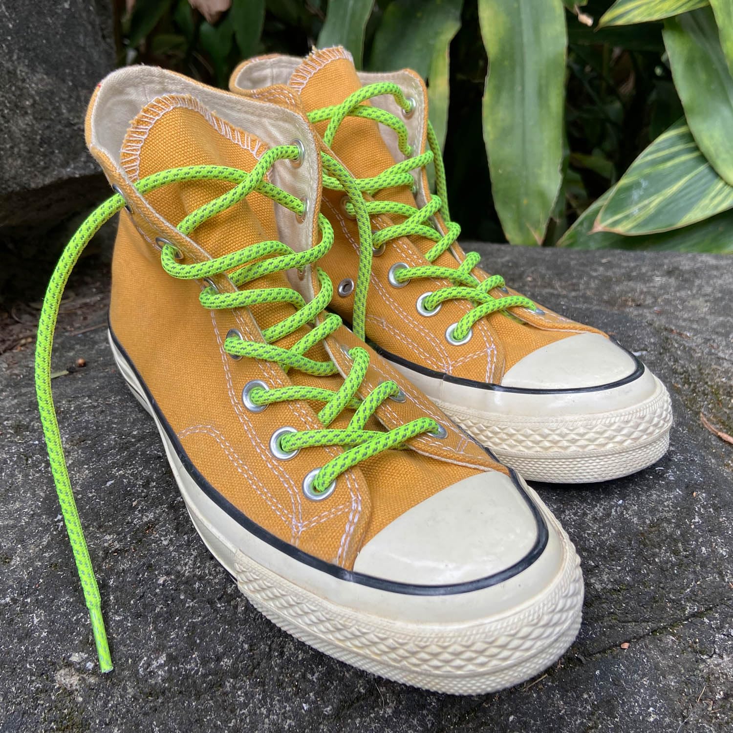 Reflective Round Shoe Laces for Sneakers - High Visibility Running & Walking Shoelaces for Night Safety (Pair) | Perfect for Jogging, Hiking, and Outdoor Activities