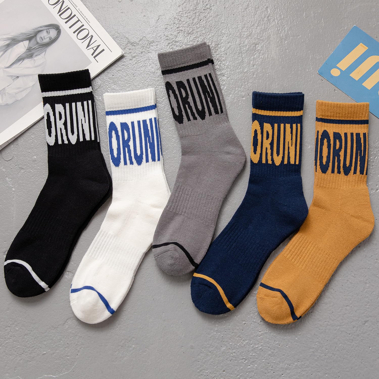 Mottee&Zconia Retro Style Cotton Crew Socks for Women & Men - Quarter Athletic Basic Socks for Running, Gym, and Casual Wear