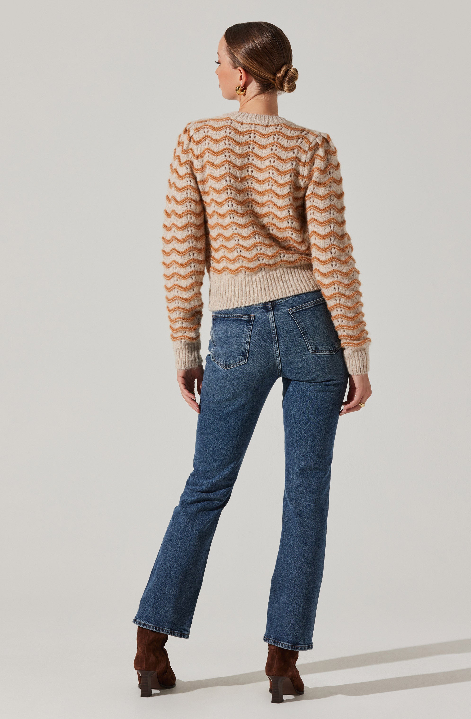 Jaylani Women's Wavy Striped Knit Sweater - Cozy Oversized Pullover for Fall & Winter | Perfect for Casual Outfits, Date Nights and Office Wear