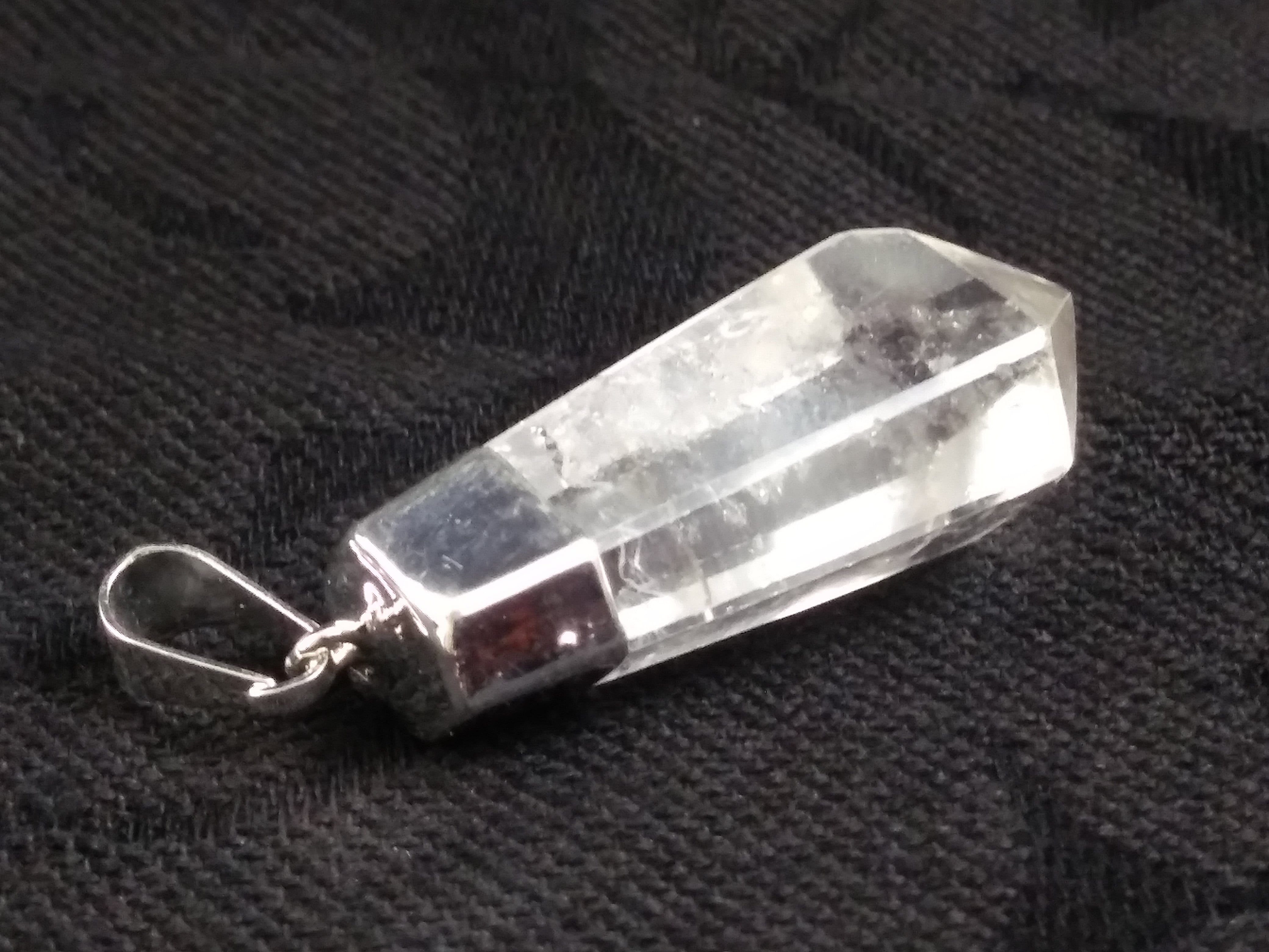 Natural Clear Quartz Crystal Point Pendant Necklace - Healing Stone Jewelry for Meditation, Energy Cleansing & Spiritual Protection