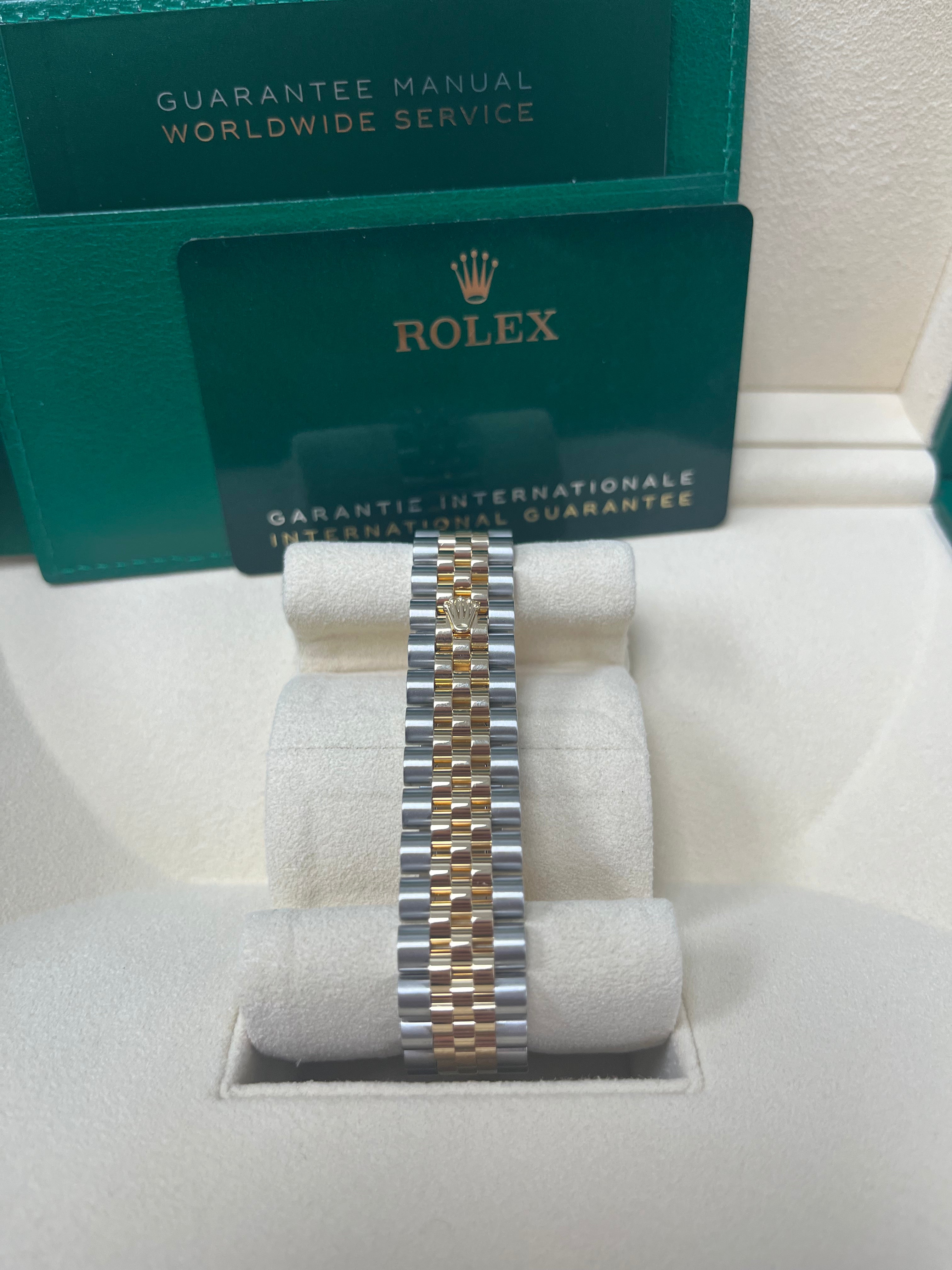 Rolex Datejust 31mm Watch - Steel & Yellow Gold, Fluted Bezel, Silver Diamond Dial, Jubilee Bracelet 278273 - Luxury Women's Watch for Business, Parties & Special Occasions
