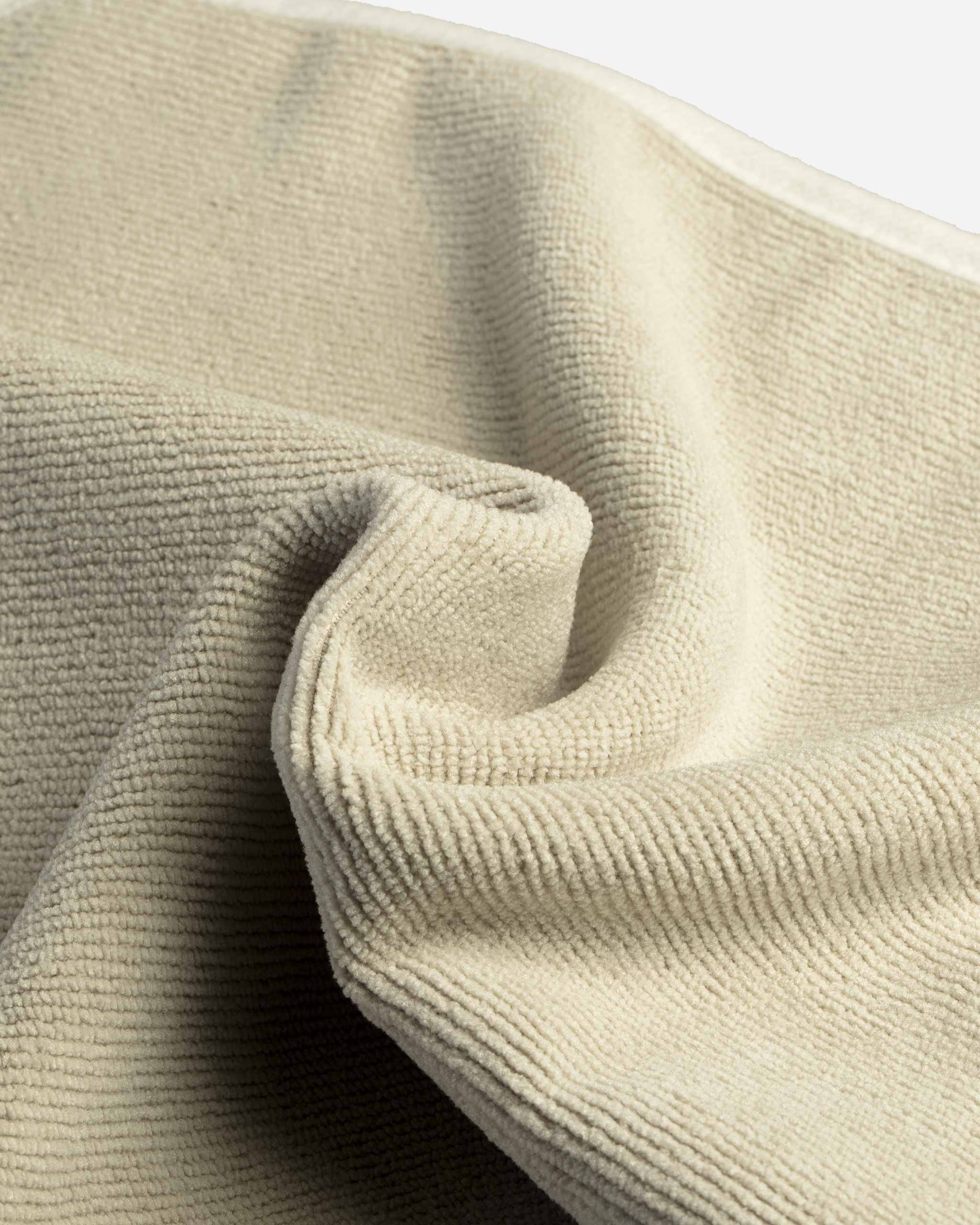Adam's Premium Microfiber Interior Cleaning Towel - Super Absorbent & Scratch-Free for Car Detailing, Glass Cleaning & Household Use - Canada