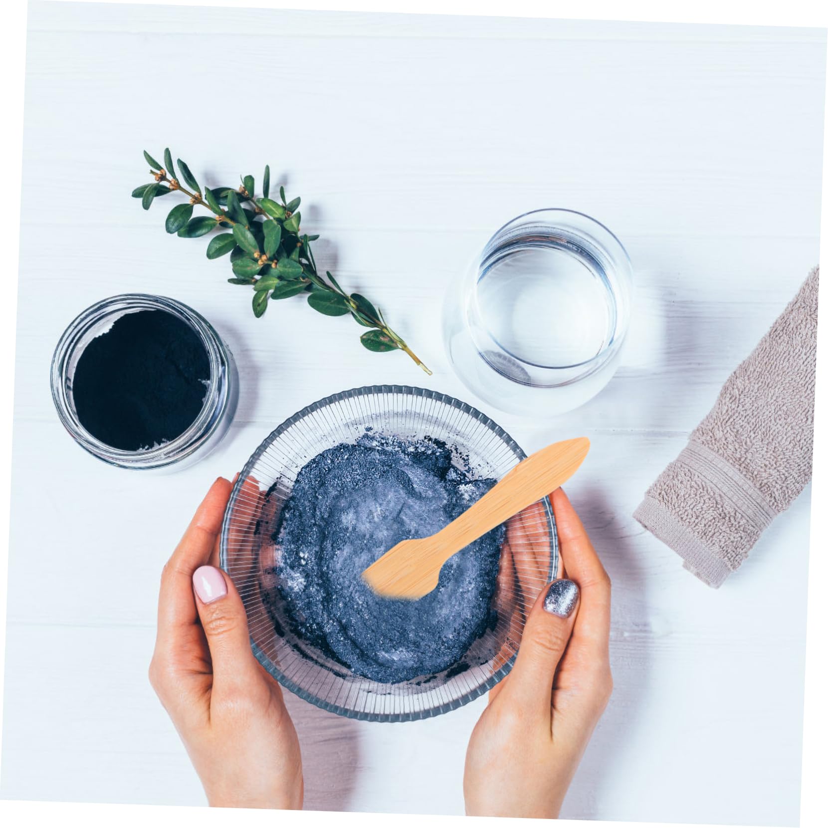 Mikinona 5-Piece Wooden Makeup Spatula Set - Mini Beauty & Food Scraper for Bottles, Jars, and Lotion Containers - Perfect for Getting the Last Drop of Cosmetics - Ideal for Makeup Artists, DIY Skincare, and Kitchen Use