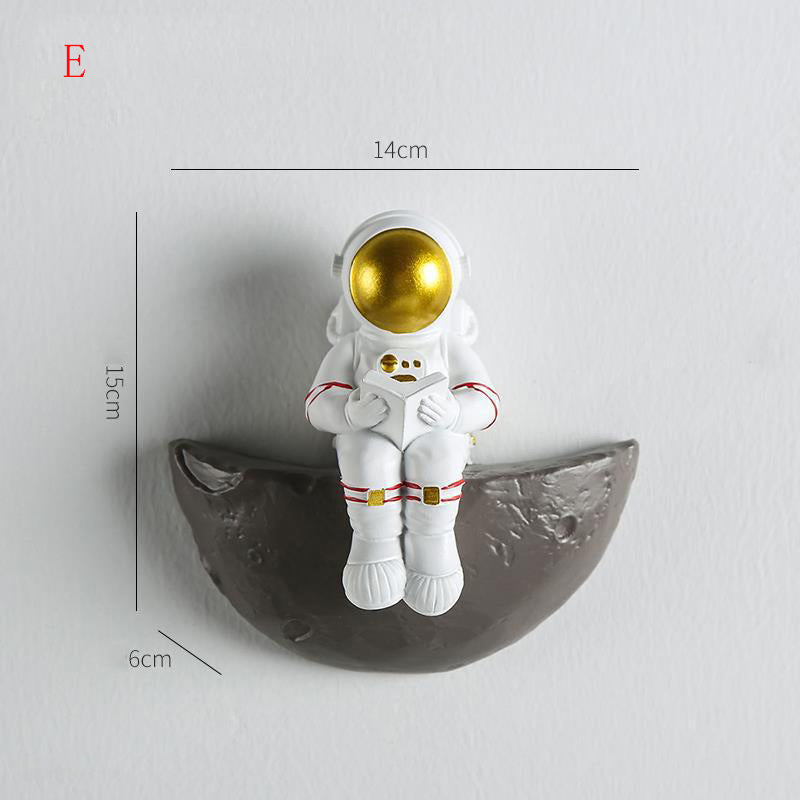 Kids Astronaut Wall Shelf Decor - Space Themed Floating Shelves for Bedroom & Playroom - Perfect for Organizing Toys, Books & Displaying Collectibles