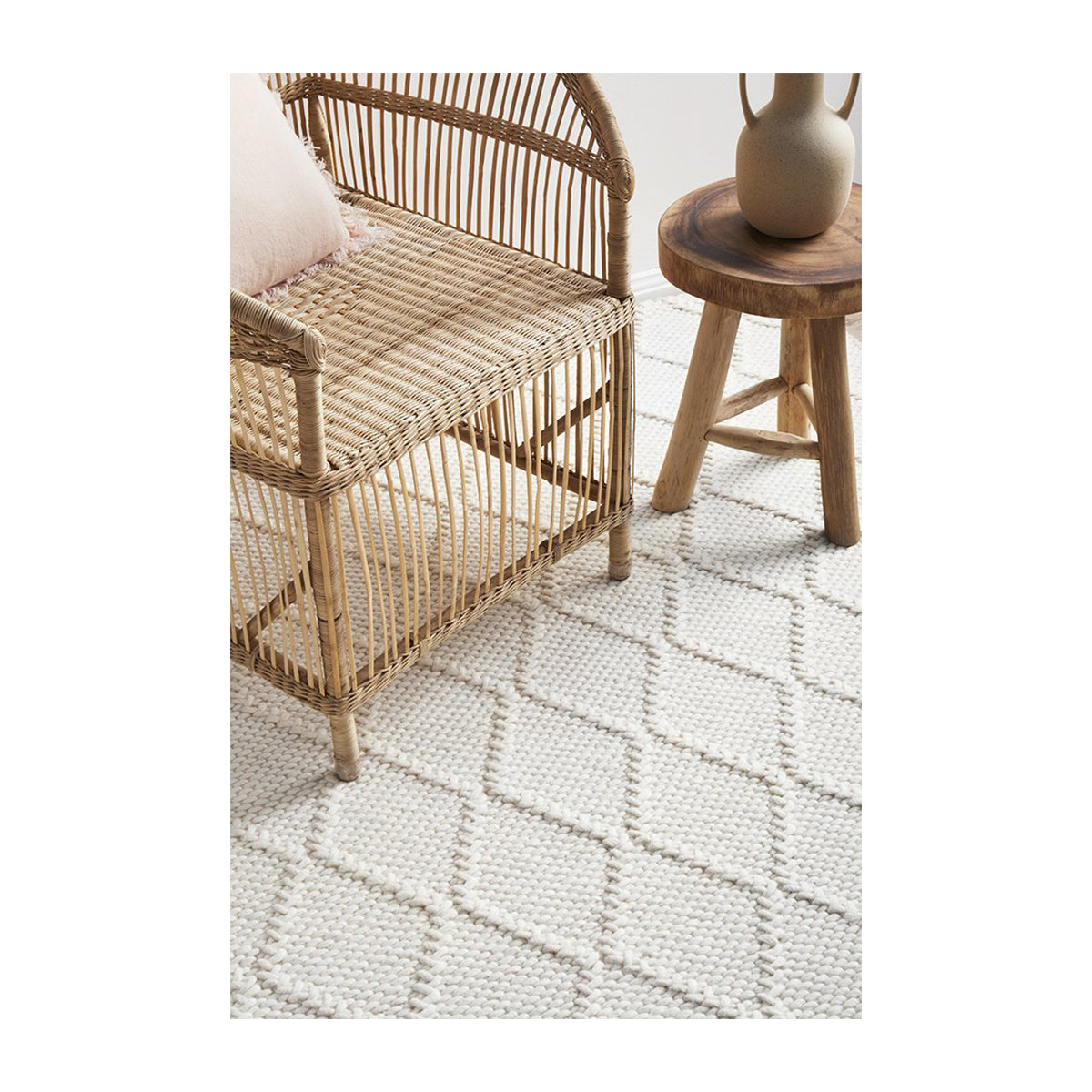 Premium Huxley White Area Rug - Soft Plush Shag Carpet for Living Room, Bedroom & Nursery - Cozy Home Decor & Floor Mat