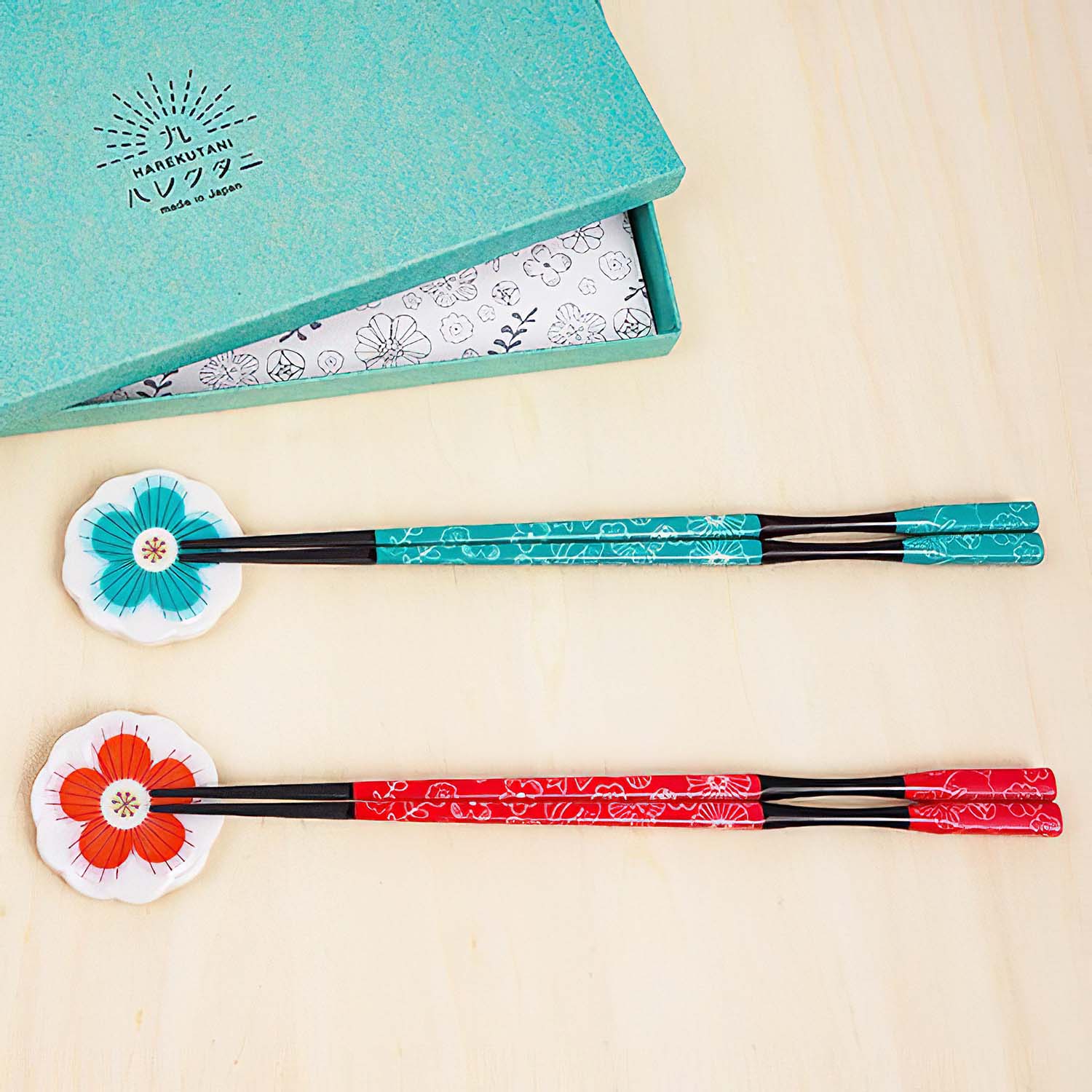 Premium Harekutani Porcelain Chopsticks Set with Chopstick Rests - Red & Green - Elegant Japanese Tableware for Sushi, Asian Cuisine & Home Dining
