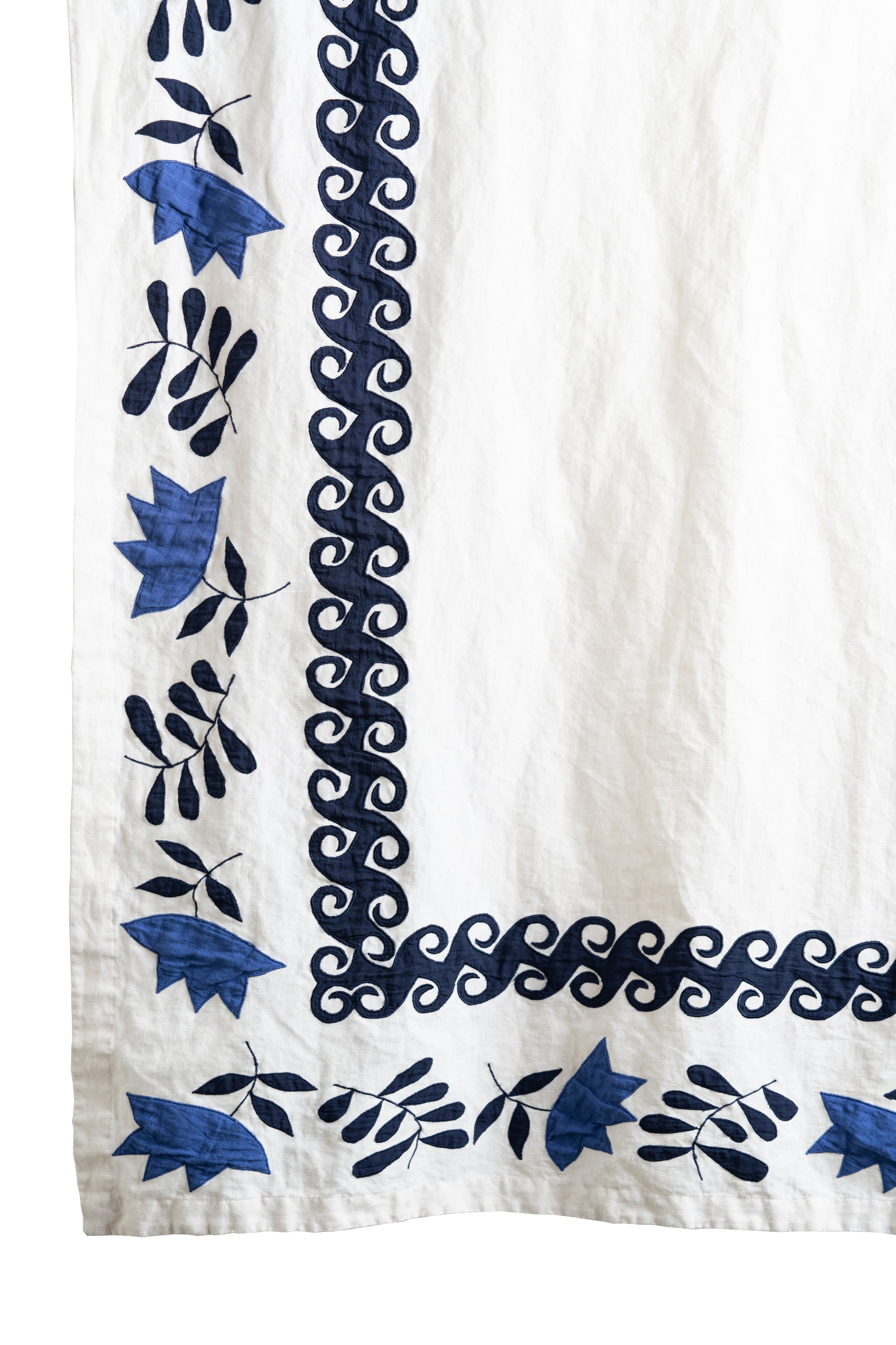 Premium Cotton Table Linen Set - Elegant Dining Table Cloth & Napkins for Formal Dinners, Weddings & Holiday Gatherings - Washable & Wrinkle-Resistant Fabric