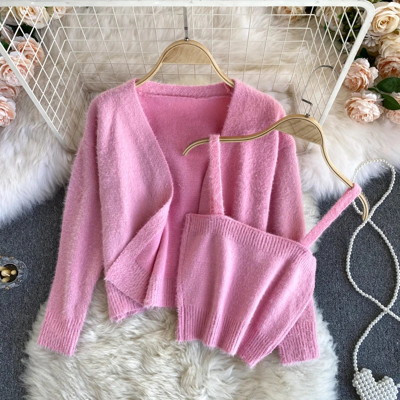 Soft & Cozy Women's Knitted Sweater - Warm Winter Pullover for Casual Outfits & Layering